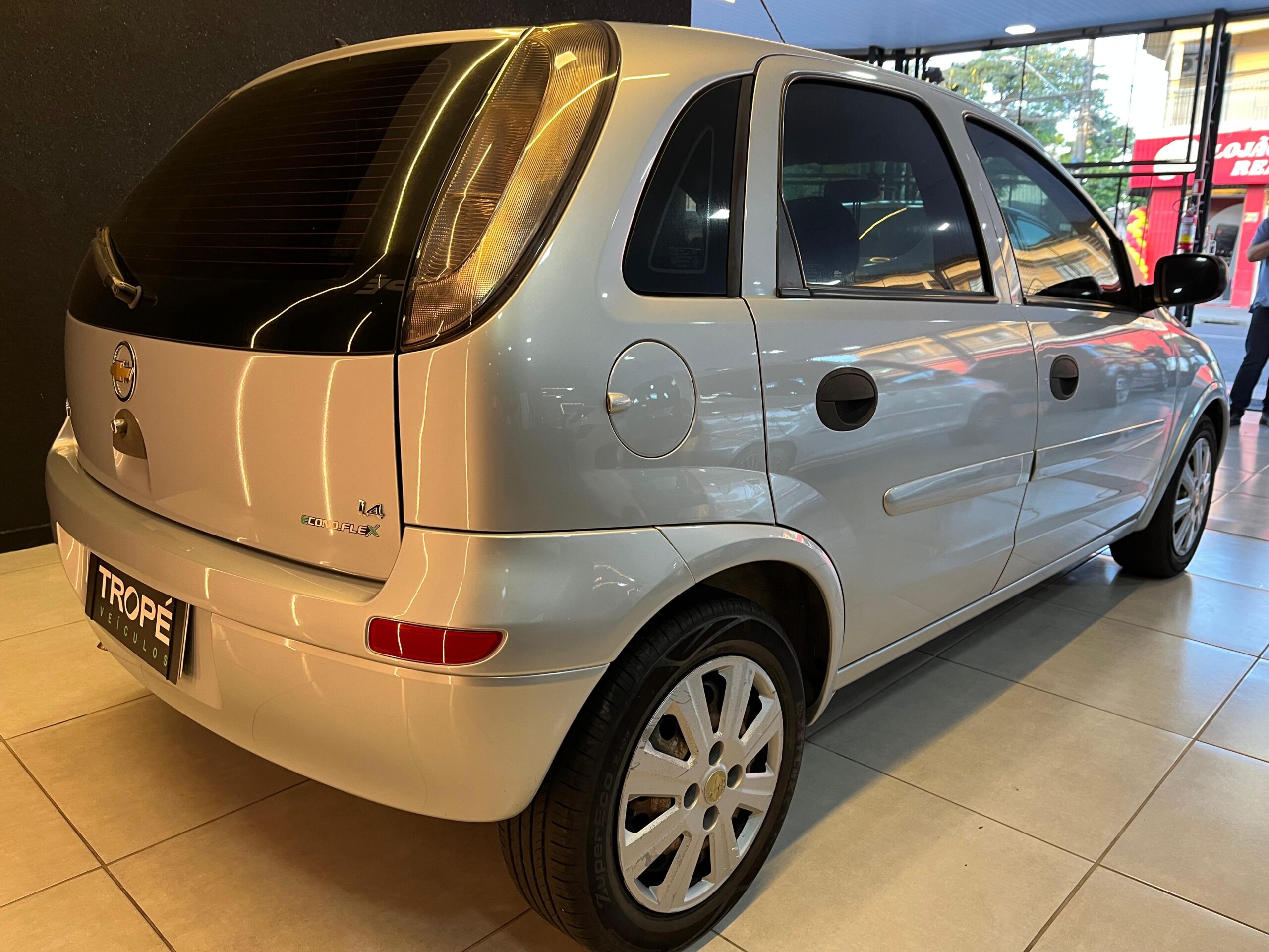 CHEVROLET CORSA HATCH MAXX FLEX 2012-PRATA (2)