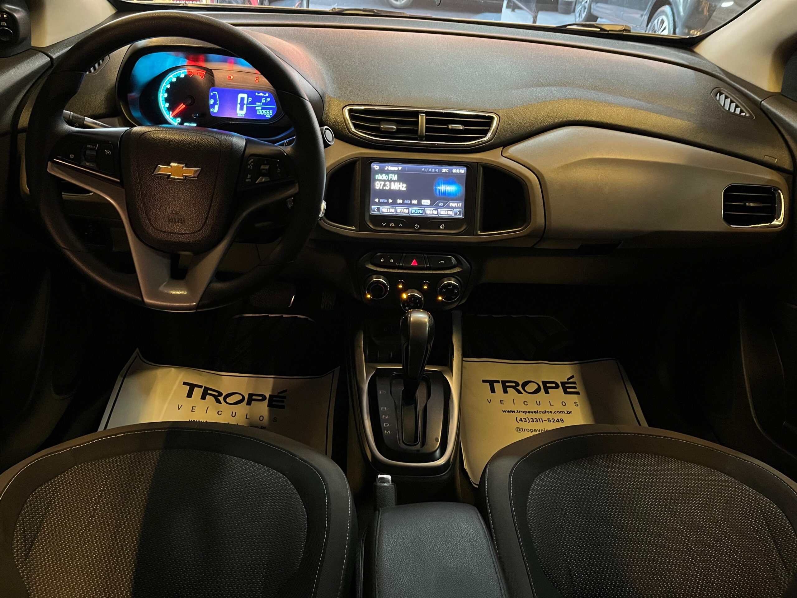 CHEVROLET PRISMA 1.4 AT LTZ FLEX 2015-PRATA (11)