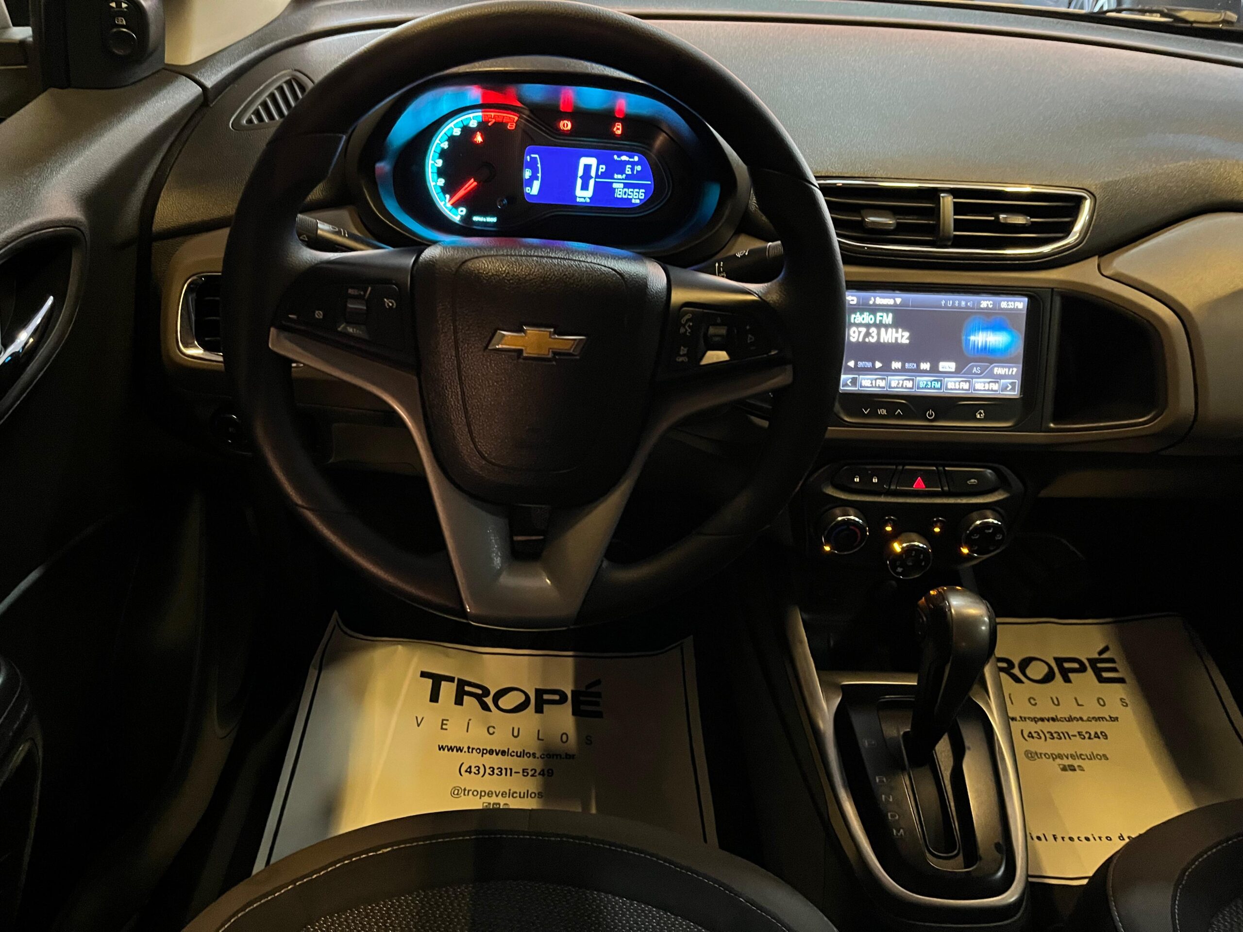 CHEVROLET PRISMA 1.4 AT LTZ FLEX 2015-PRATA (6)
