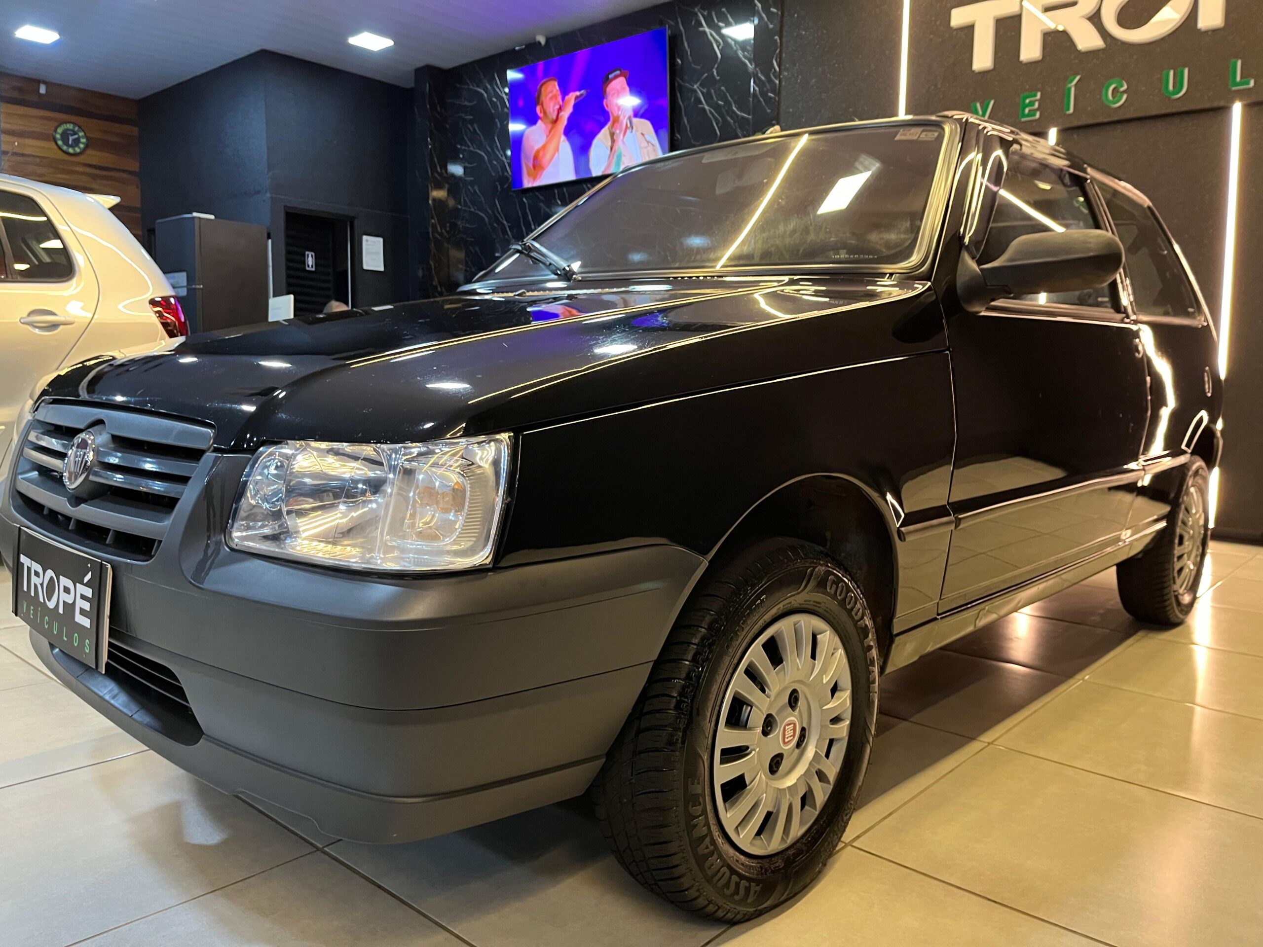 FIAT UNO MILLE ECONOMY FLEX2011-PRETO (5)