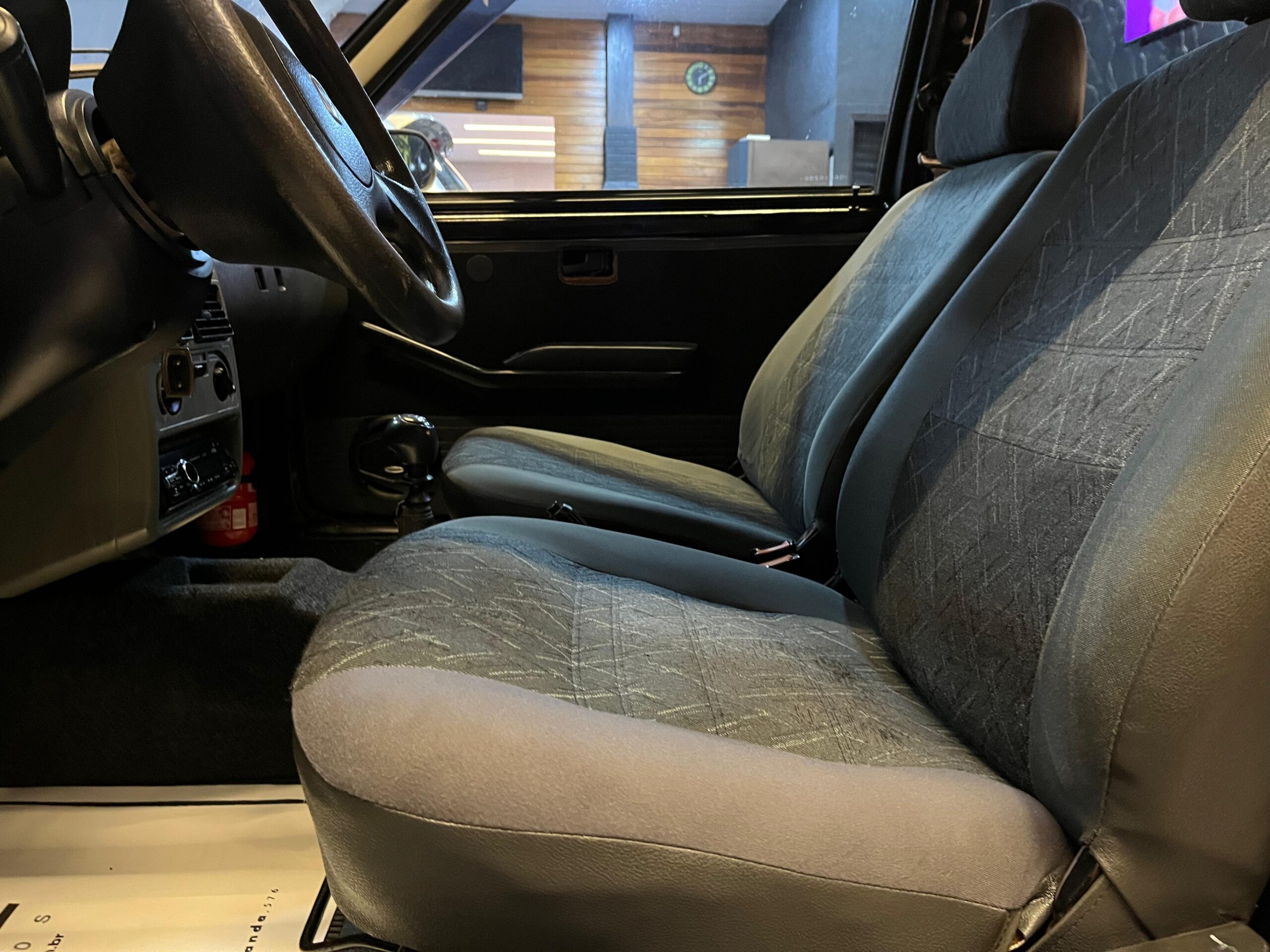 FIAT UNO MILLE ECONOMY FLEX2011-PRETO (6)