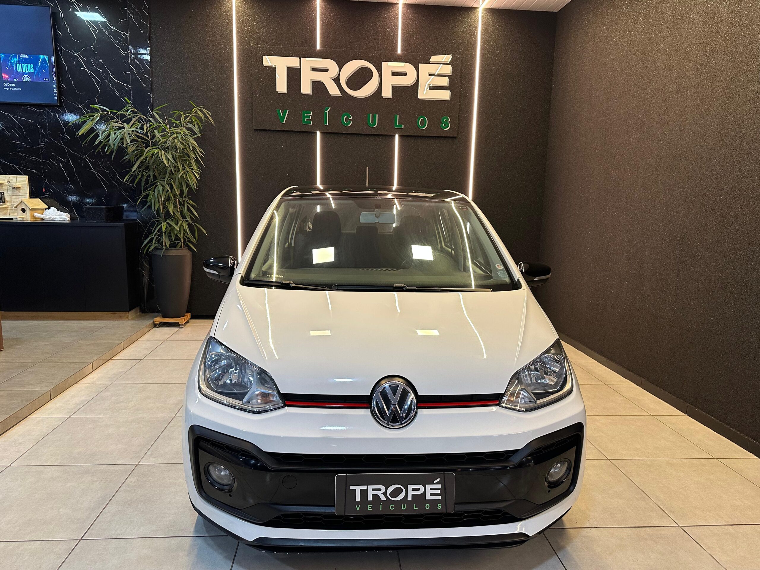 VOLKSWAGEN UP MOVE MDV FLEX 2018-BRANCO (2)