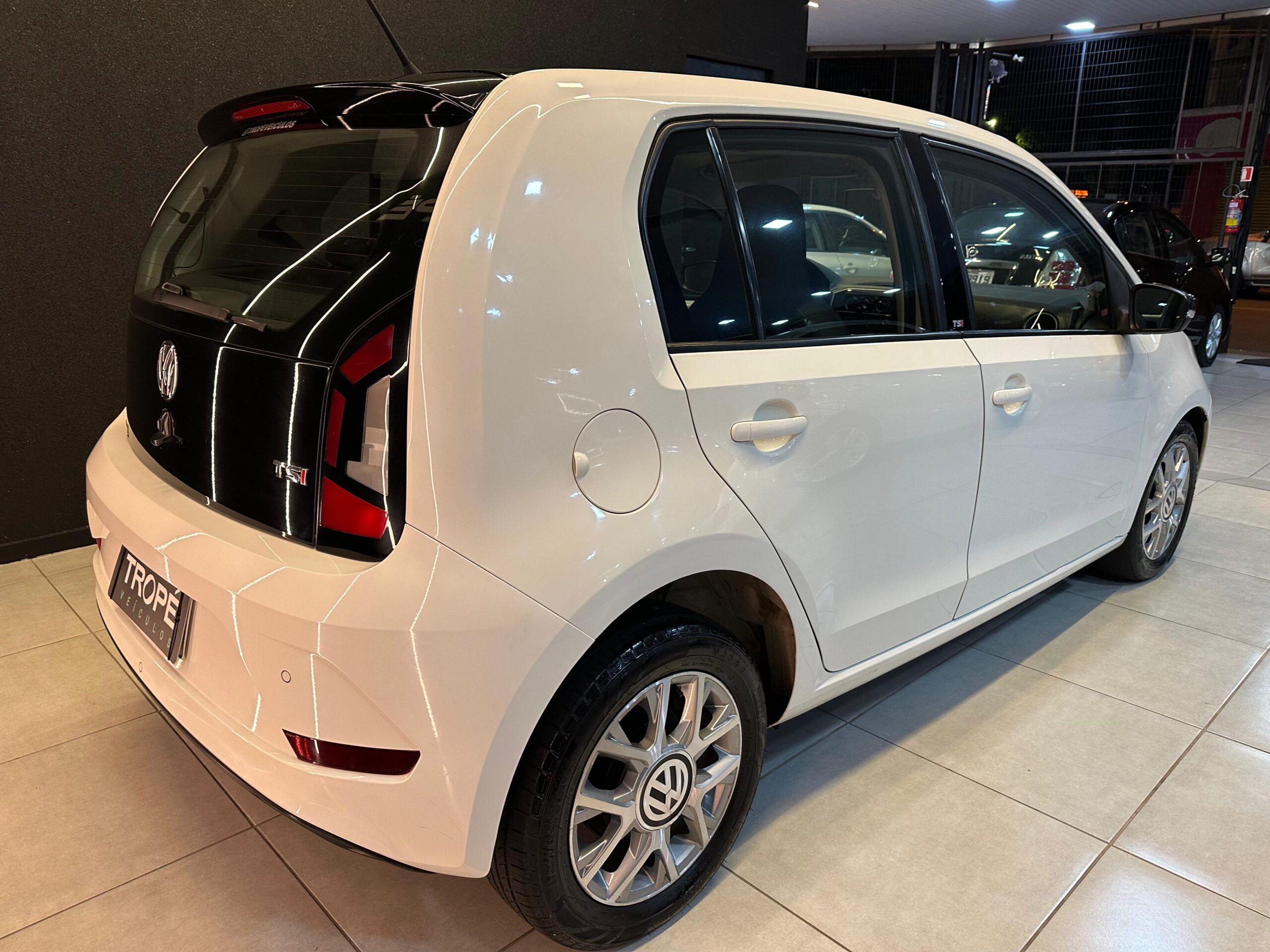 VOLKSWAGEN UP MOVE MDV FLEX 2018-BRANCO (5)