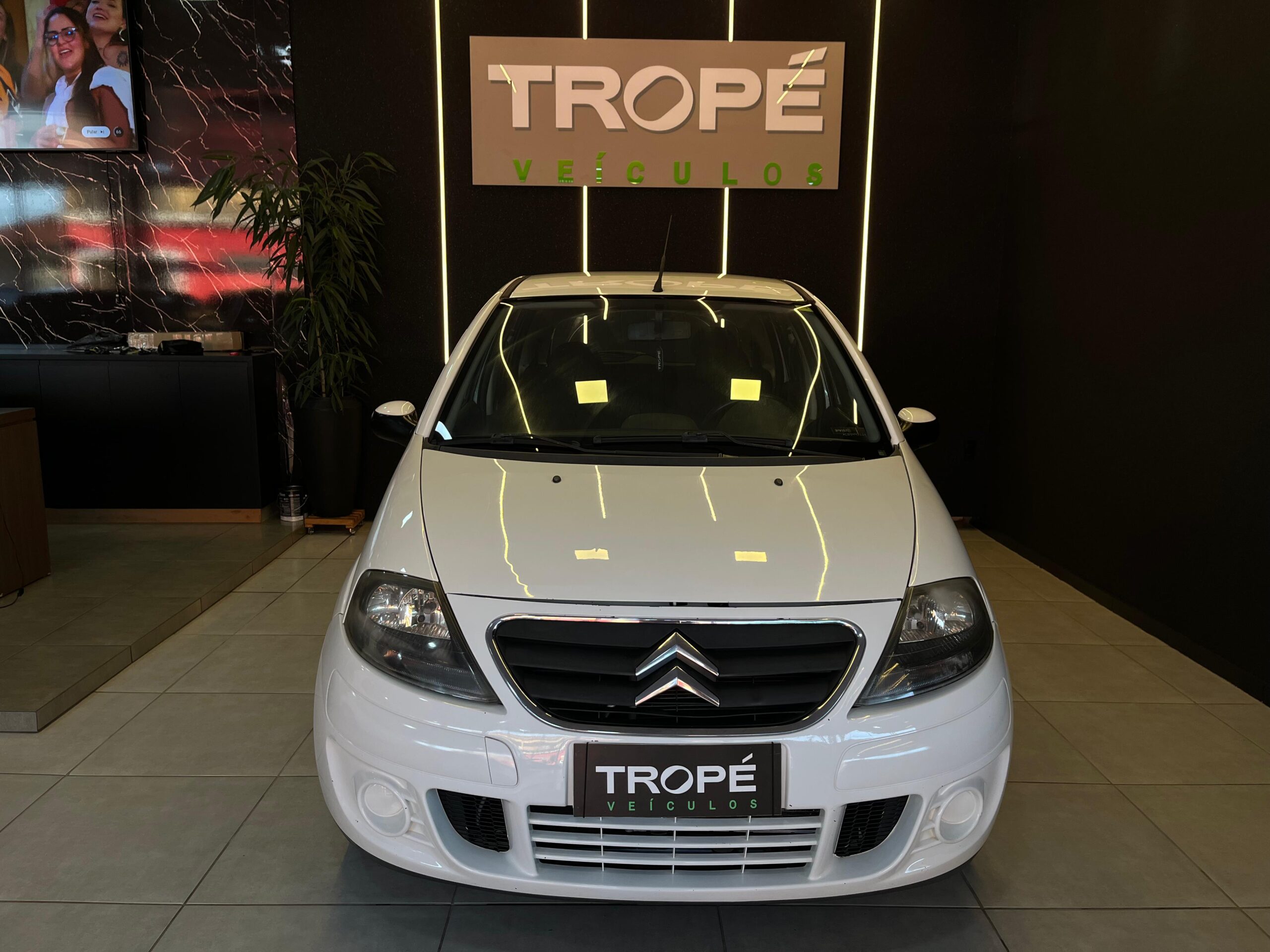 CITROEN C3 GLX 1.4 FLEX 2012-BRANCO (3)