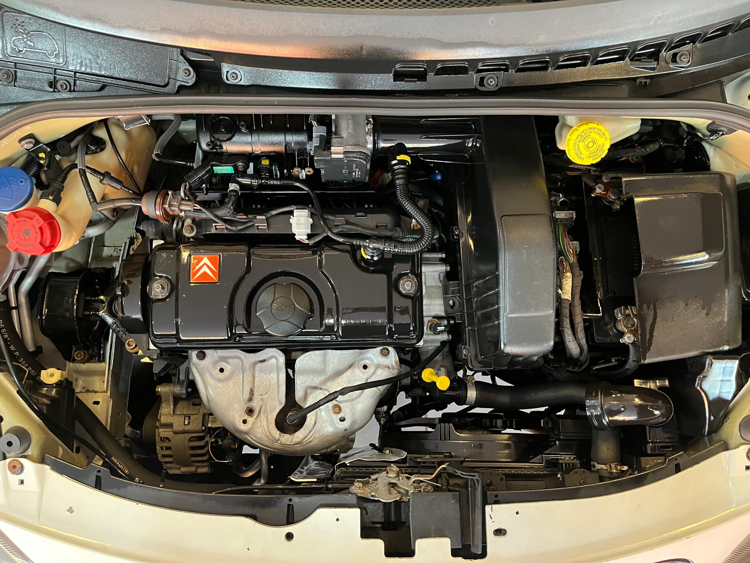 CITROEN C3 GLX 1.4 FLEX 2012-BRANCO (9)