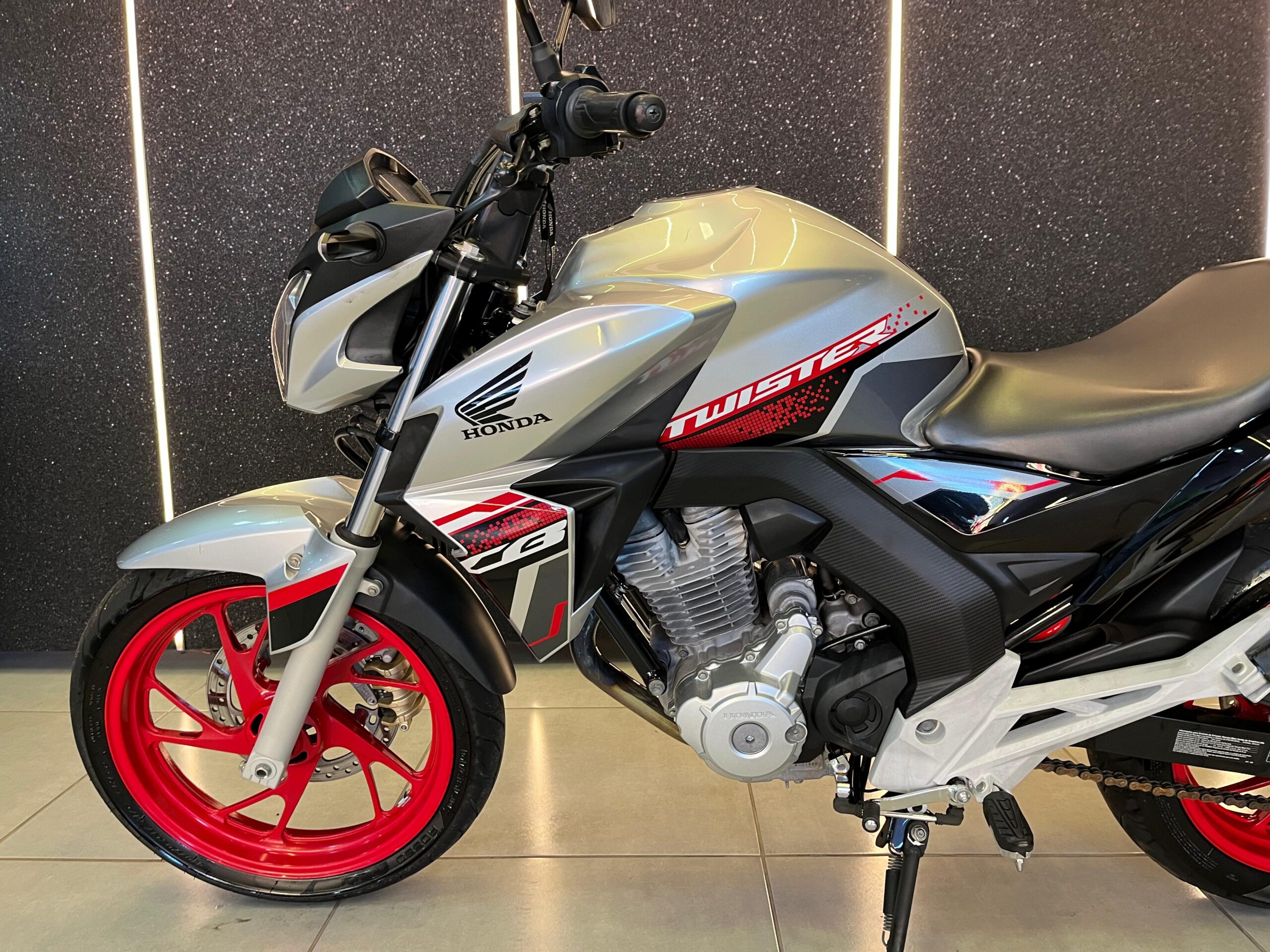 HONDA CB250F TWISTER CBS FLEX 2021-PRATA (8)