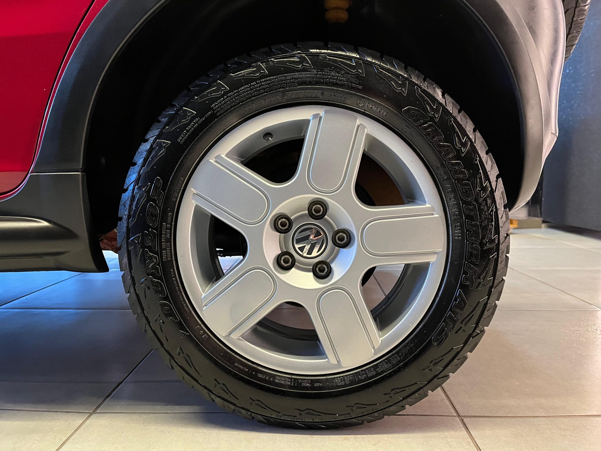 VOLKSWAGEN CROSSFOX FLEX 2005-VERMELHO (11)