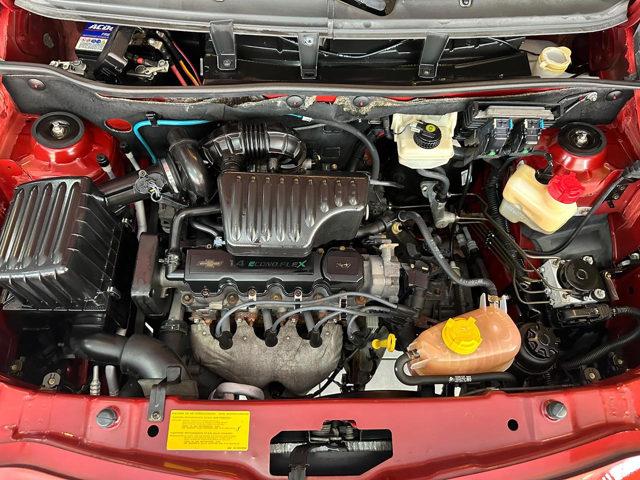 CHEVROELT CHEV AGILE 1.4 MT LTZ FLEX 2014-VERMELHO (11)