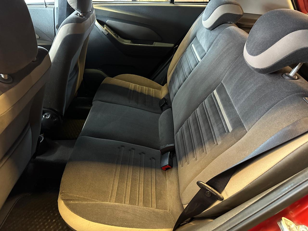 CHEVROELT CHEV AGILE 1.4 MT LTZ FLEX 2014-VERMELHO (7)