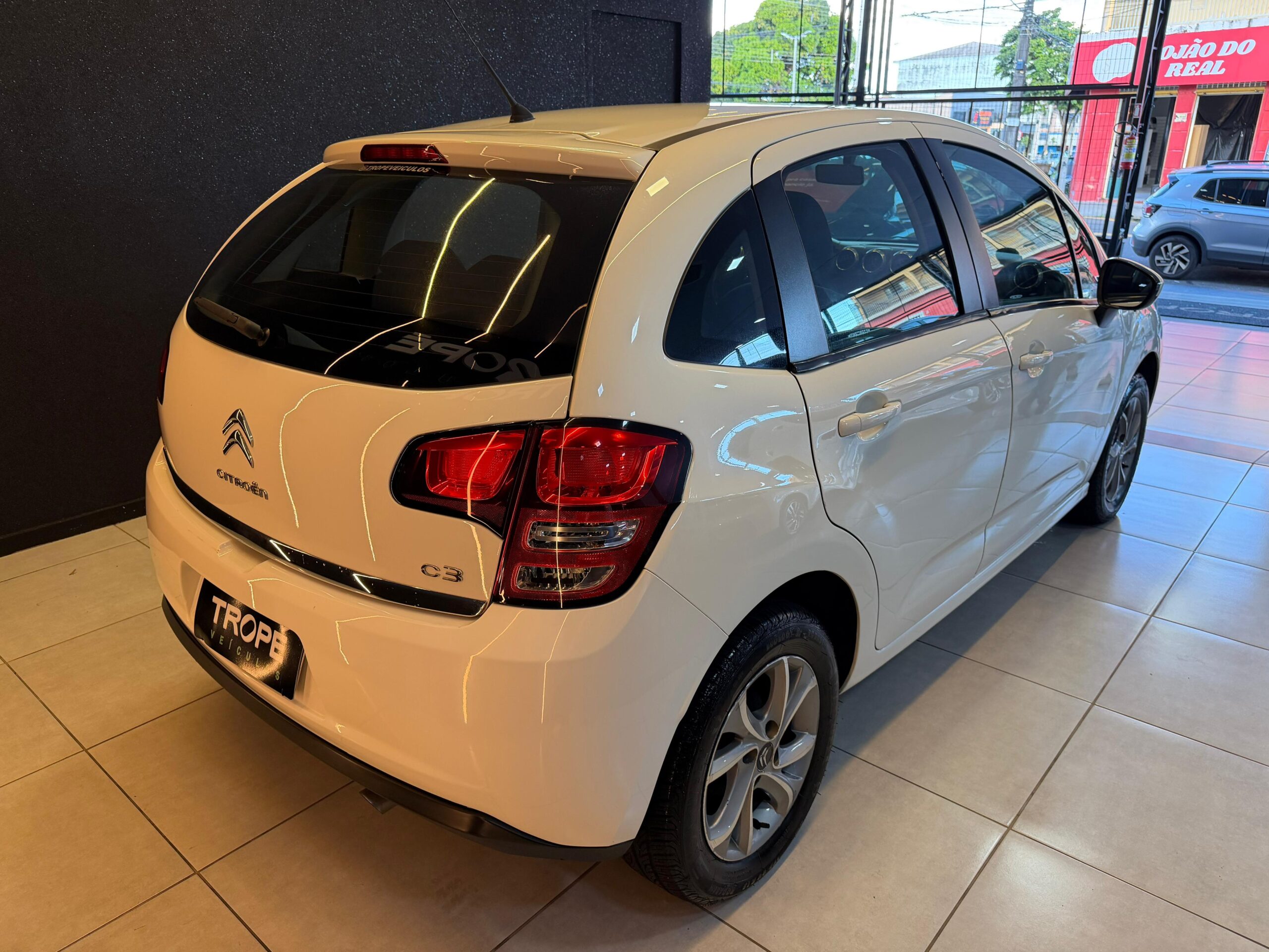 CITROEN C3 1.5 TENDANCE 8V FLEX 4P MANUAL FLEX 2015-BRANCO (7)