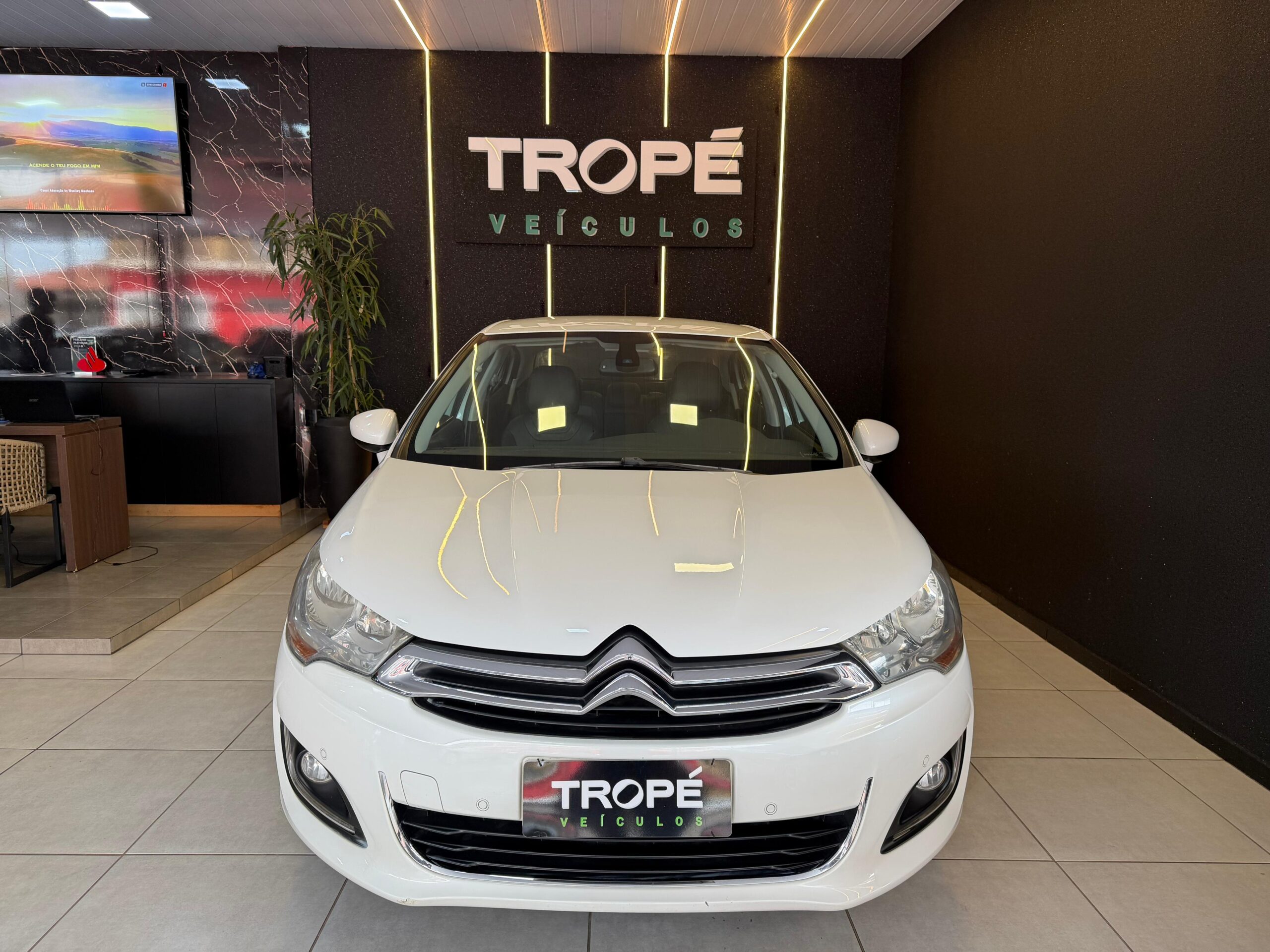 CITROEN C4L A THP EXCL GASOLINA 2014-BRANCO (2)