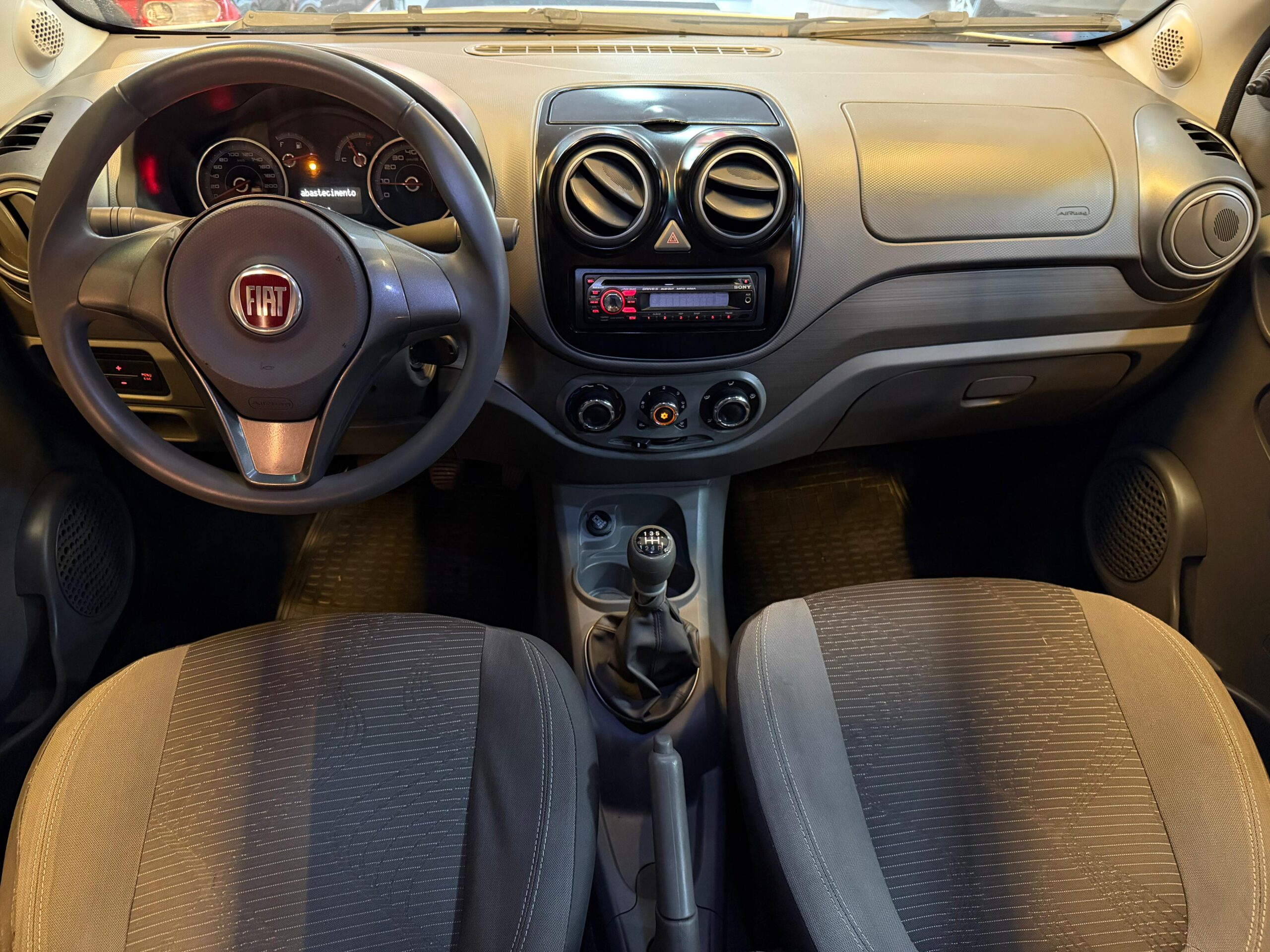 FIAT PALIO ATTRACTIV 1.0 FLEX 2015-BRANCO (10)