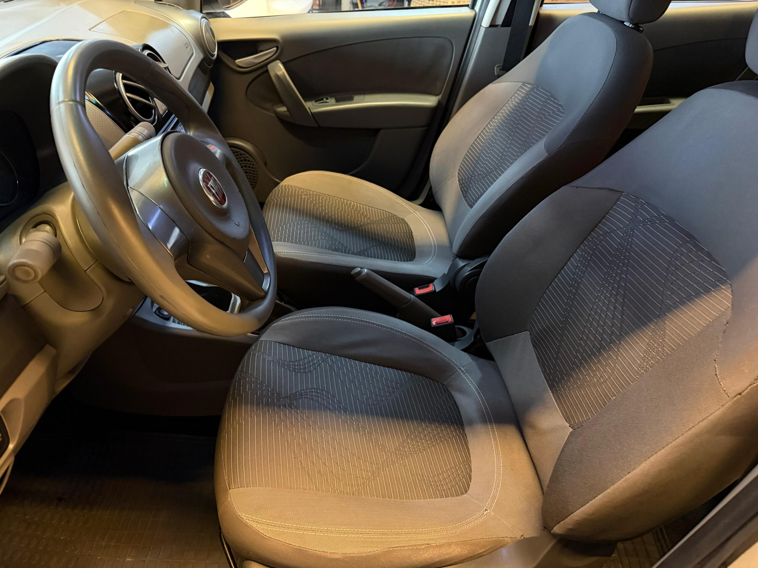 FIAT PALIO ATTRACTIV 1.0 FLEX 2015-BRANCO (5)