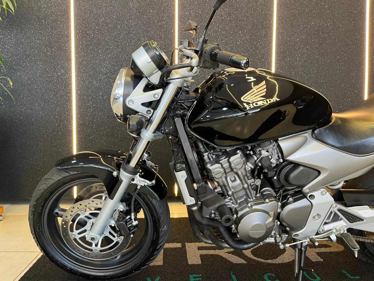 HONDA CB600F HORNET GASOLINA 2005-PRETO (5)
