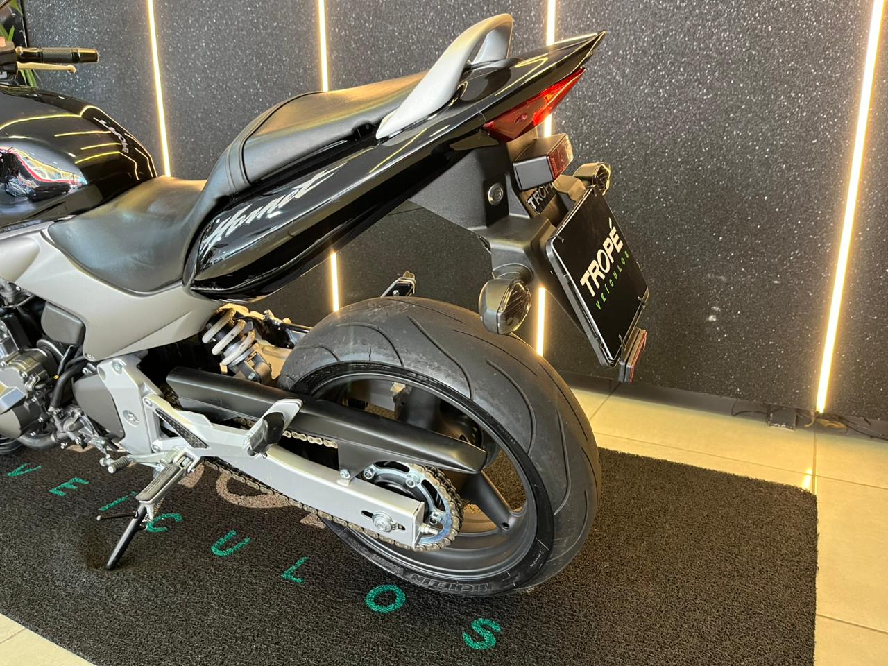 HONDA CB600F HORNET GASOLINA 2005-PRETO (6)