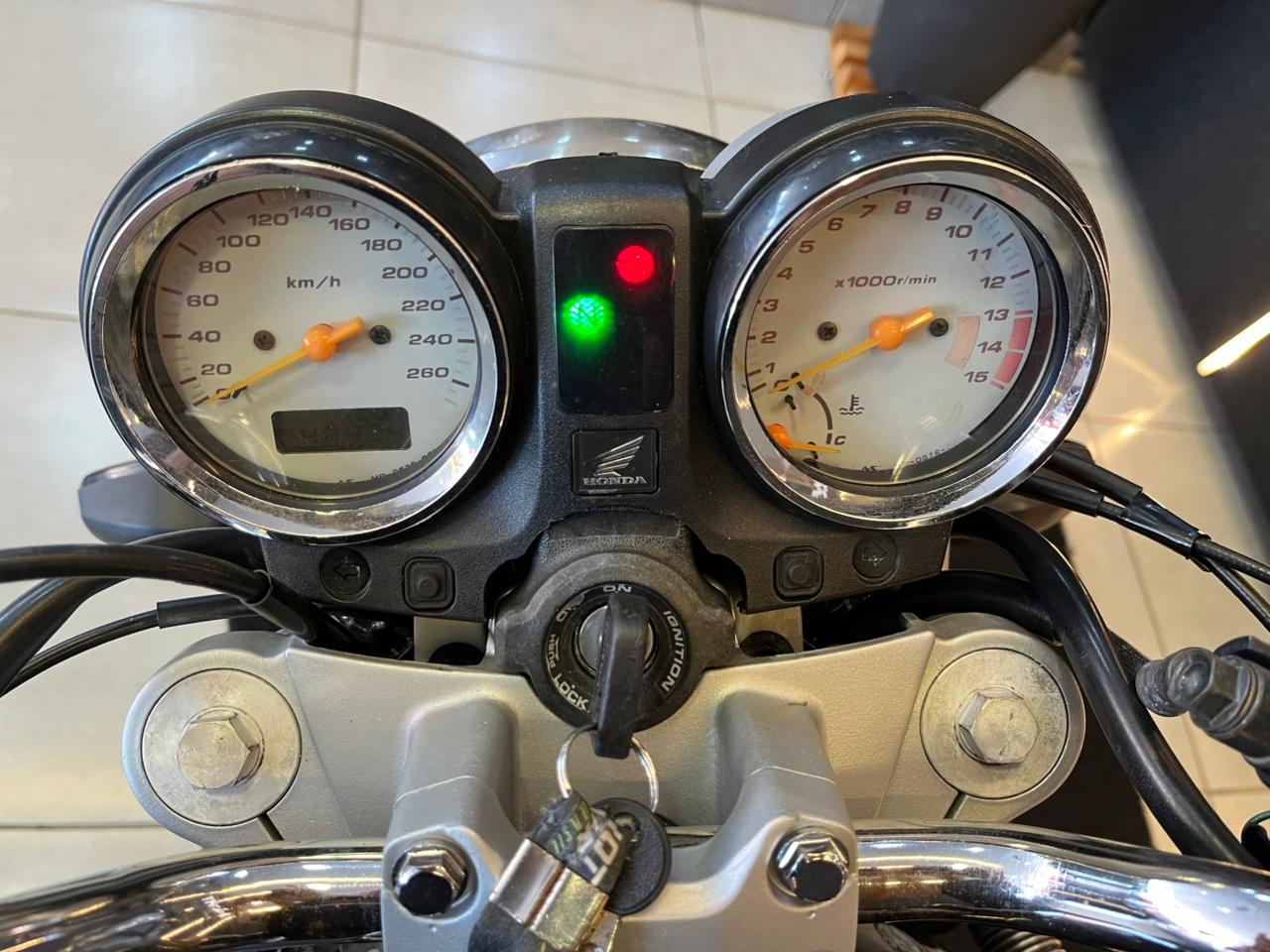 HONDA CB600F HORNET GASOLINA 2005-PRETO (7)