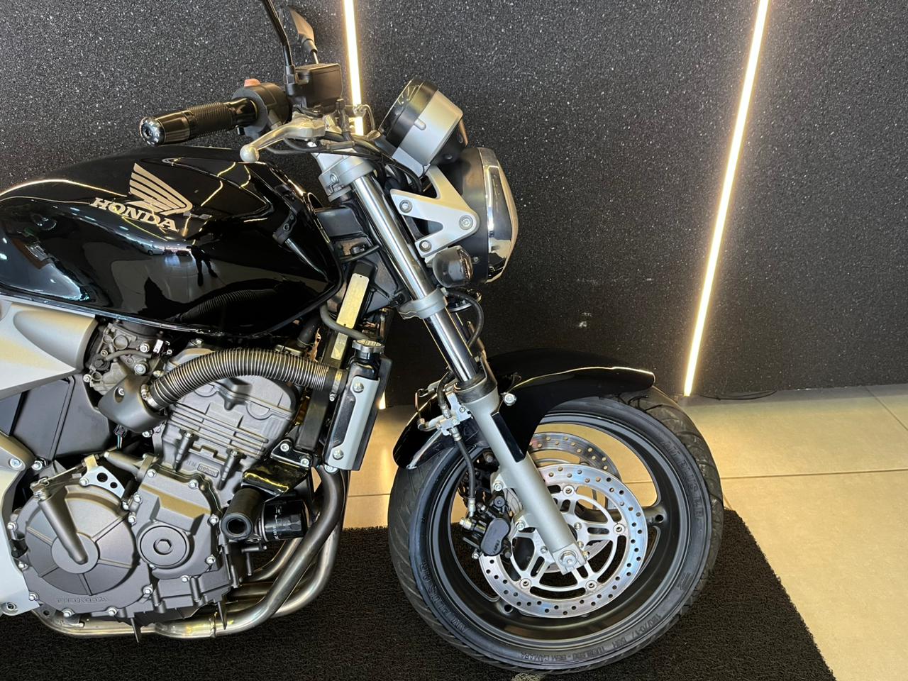 HONDA CB600F HORNET GASOLINA 2005-PRETO (8)