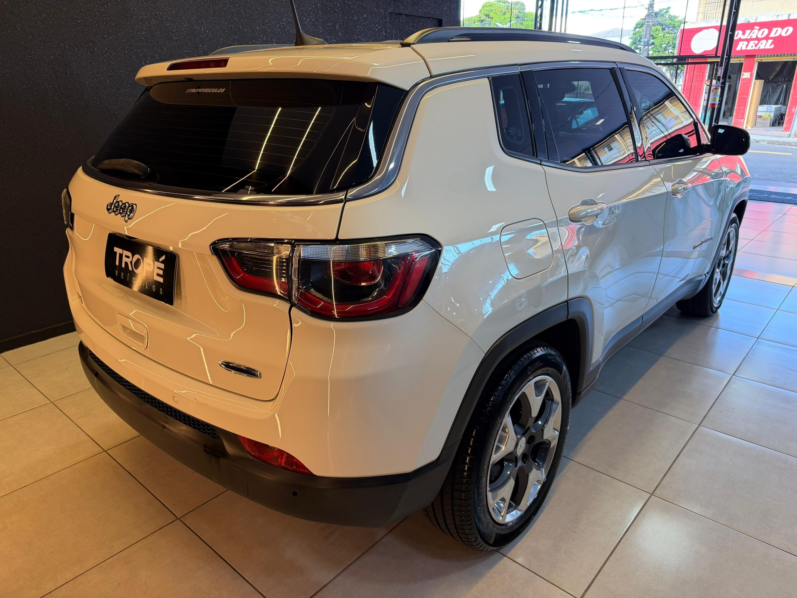 JEEP COMPASS LONGITUDE F FLEX 2019-BRANCO (4)