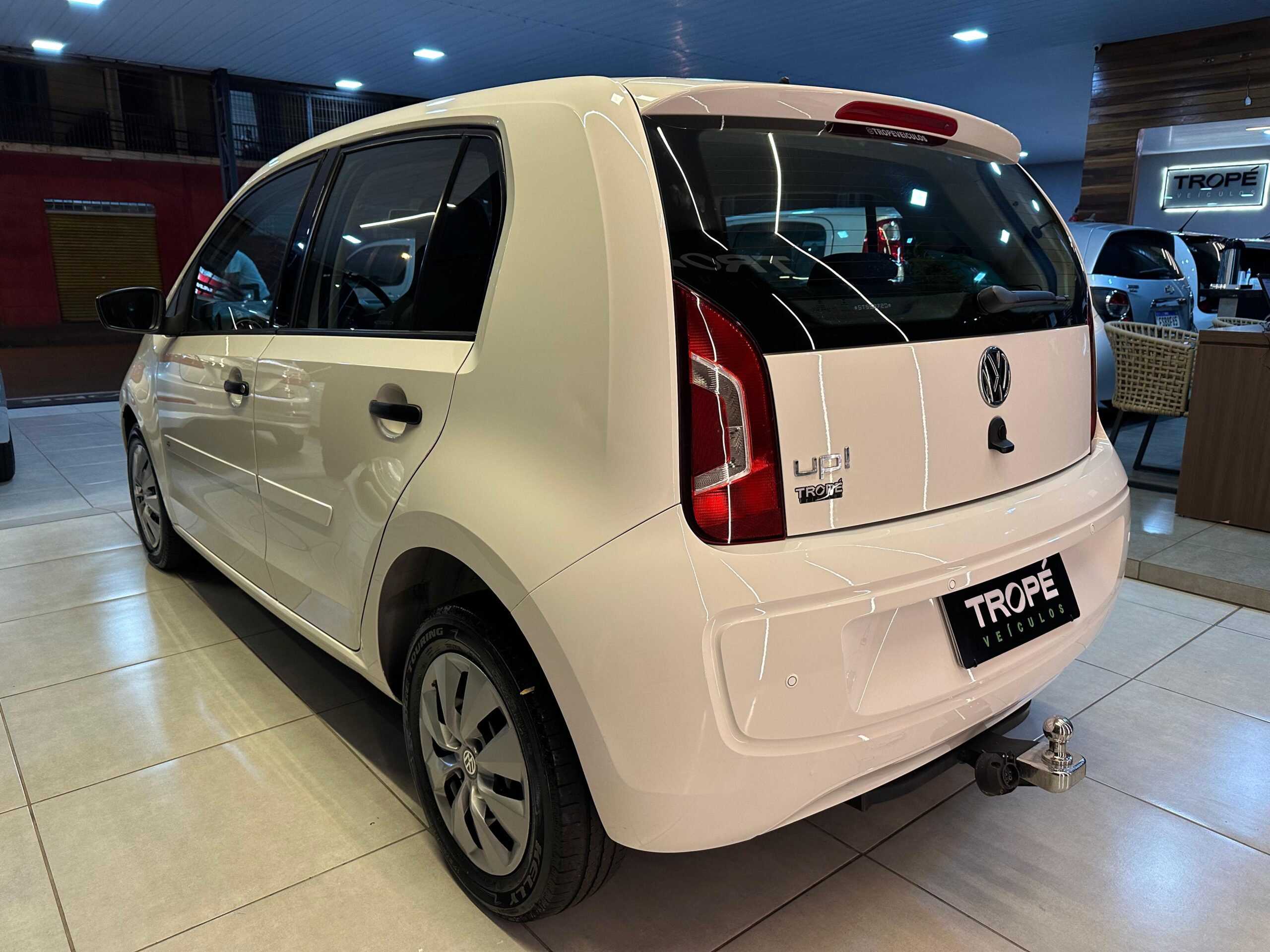 VOLKSWAGEN UP TAKE MA FLEX 2016-BRANCO (1)