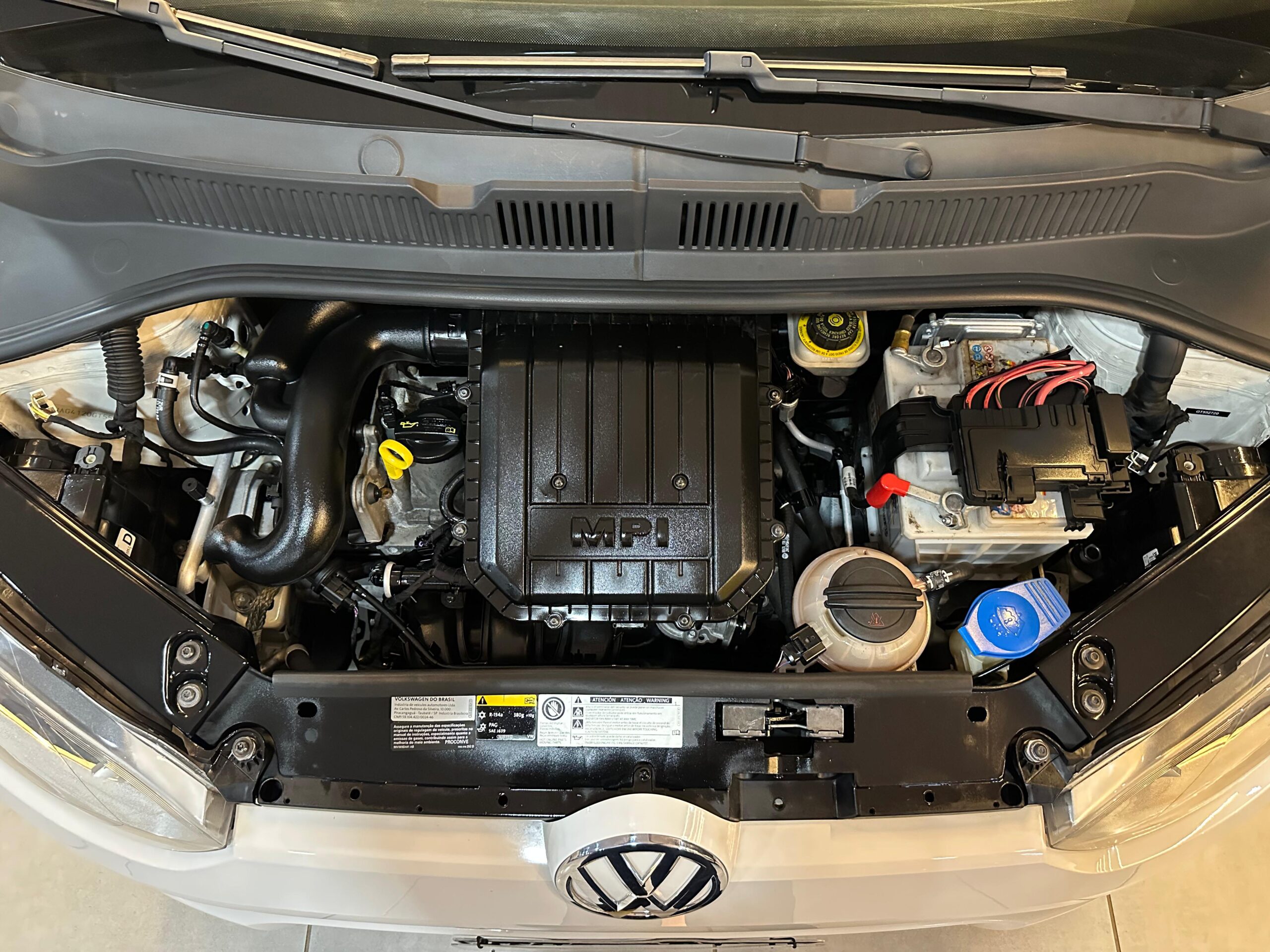 VOLKSWAGEN UP TAKE MA FLEX 2016-BRANCO (10)