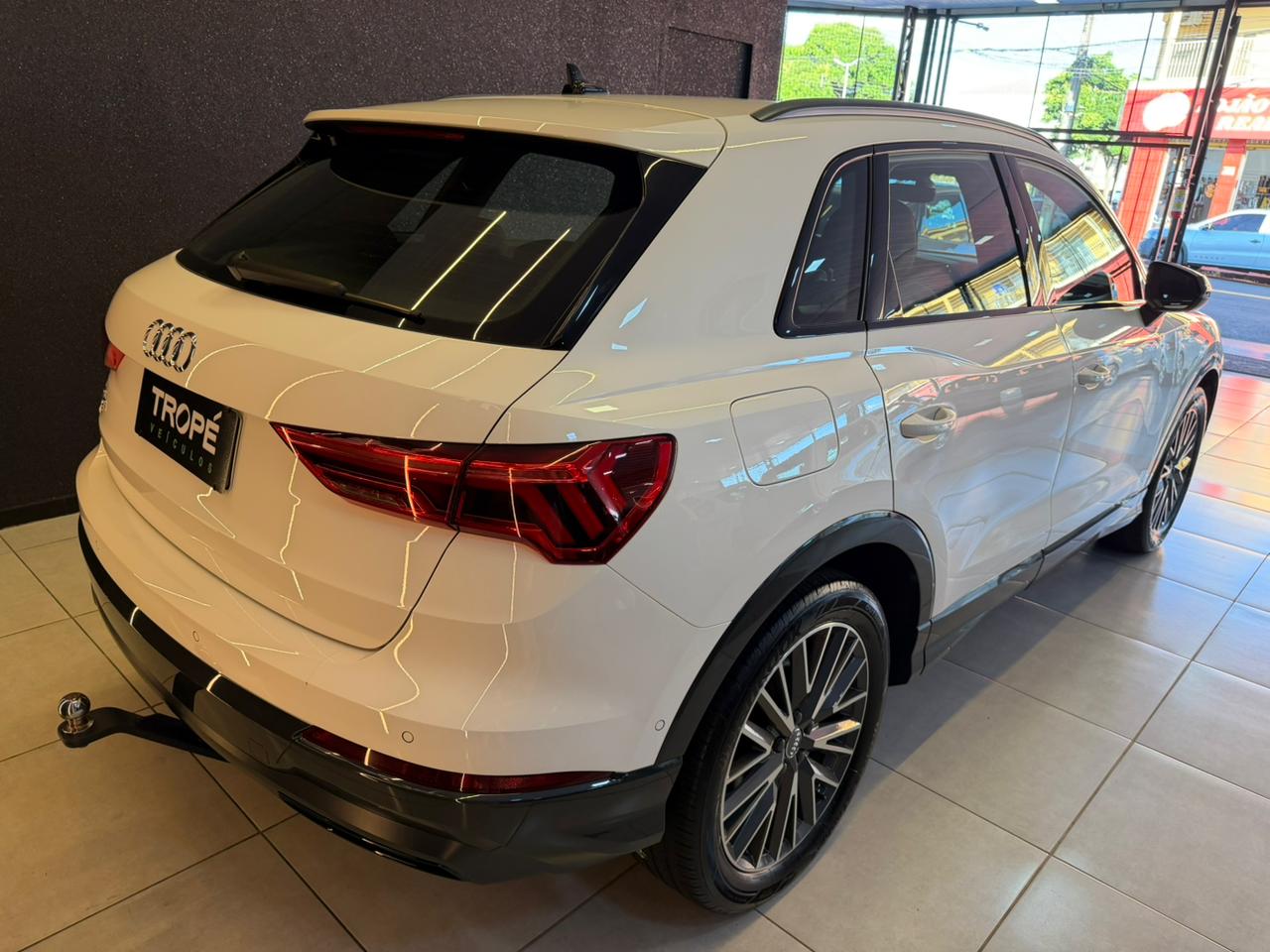 AUDI Q3 BLACK ED. 1.4 TFSI GASOLINA 2020-BRANCO (4)