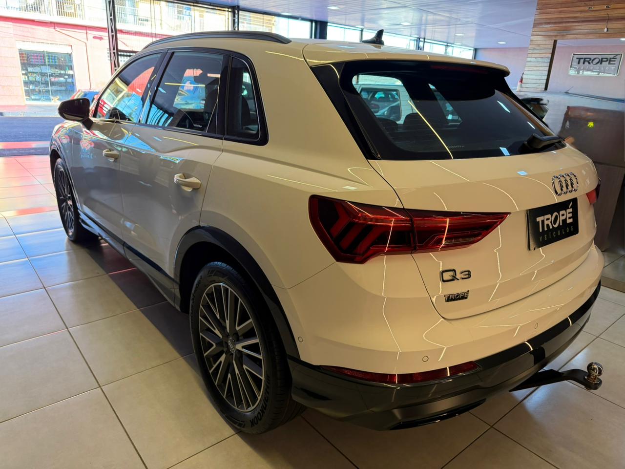 AUDI Q3 BLACK ED. 1.4 TFSI GASOLINA 2020-BRANCO (7)