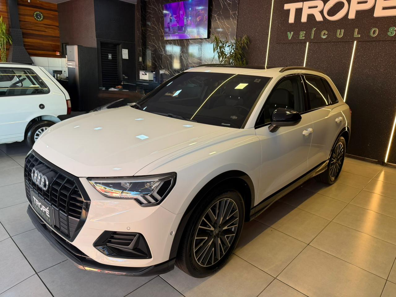AUDI Q3 BLACK ED. 1.4 TFSI GASOLINA 2020-BRANCO (8)