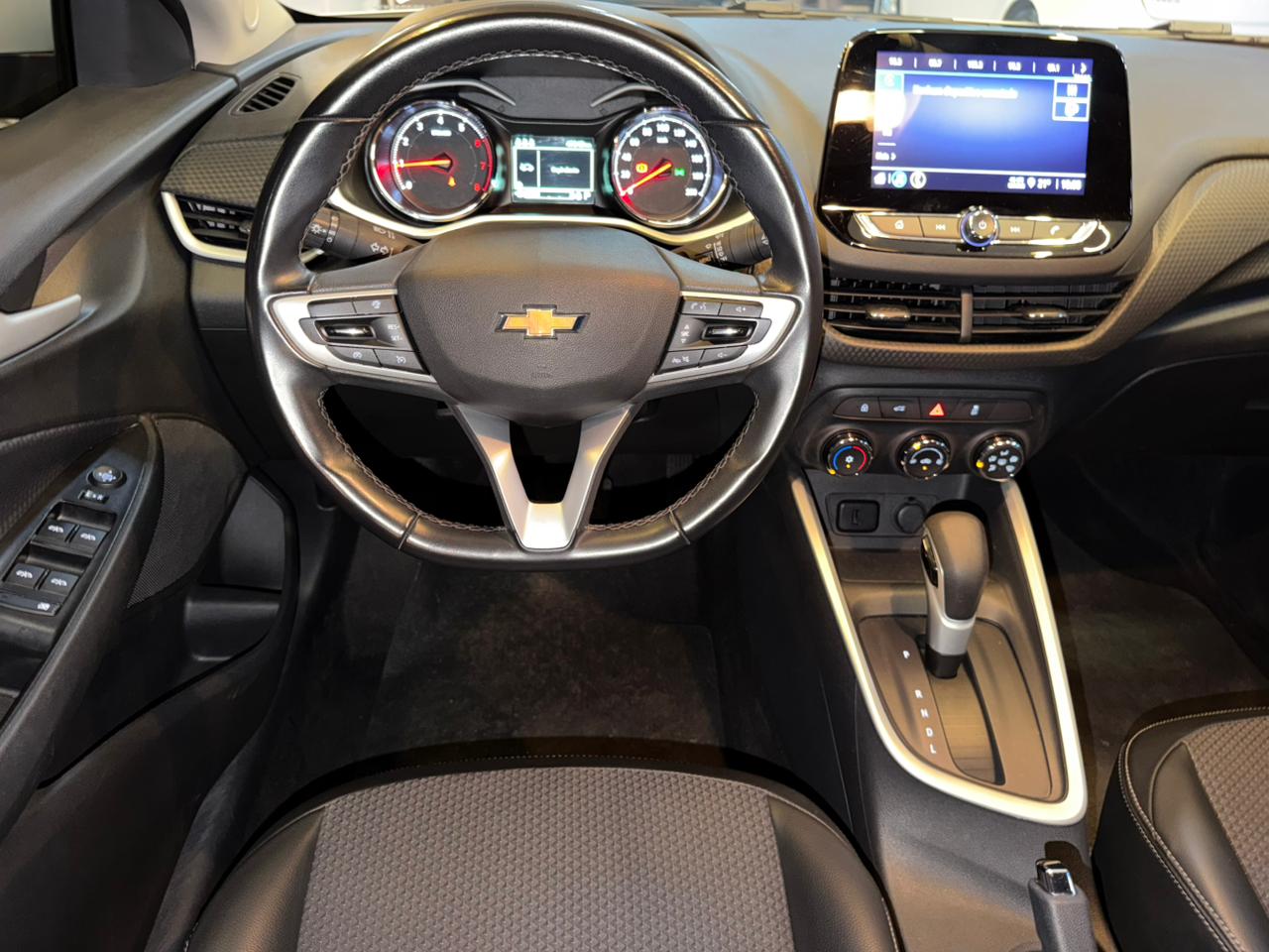 CHEVROLET ONIX PLUS 1.0T AT LTZ FLEX 2025-BRANCO (9)