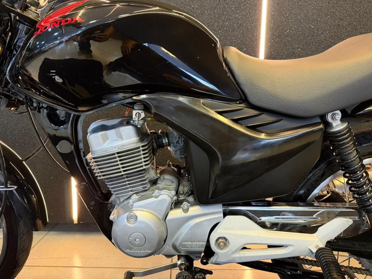 HONDA CG 125 FAN ES GASOLINA 2012-PRETO (3)
