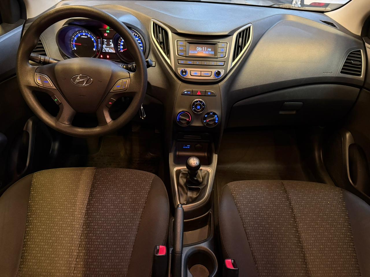 HYUNDAI HB20 1.0 CONFORT PLUS FLEX 2018-BRANCO (7)