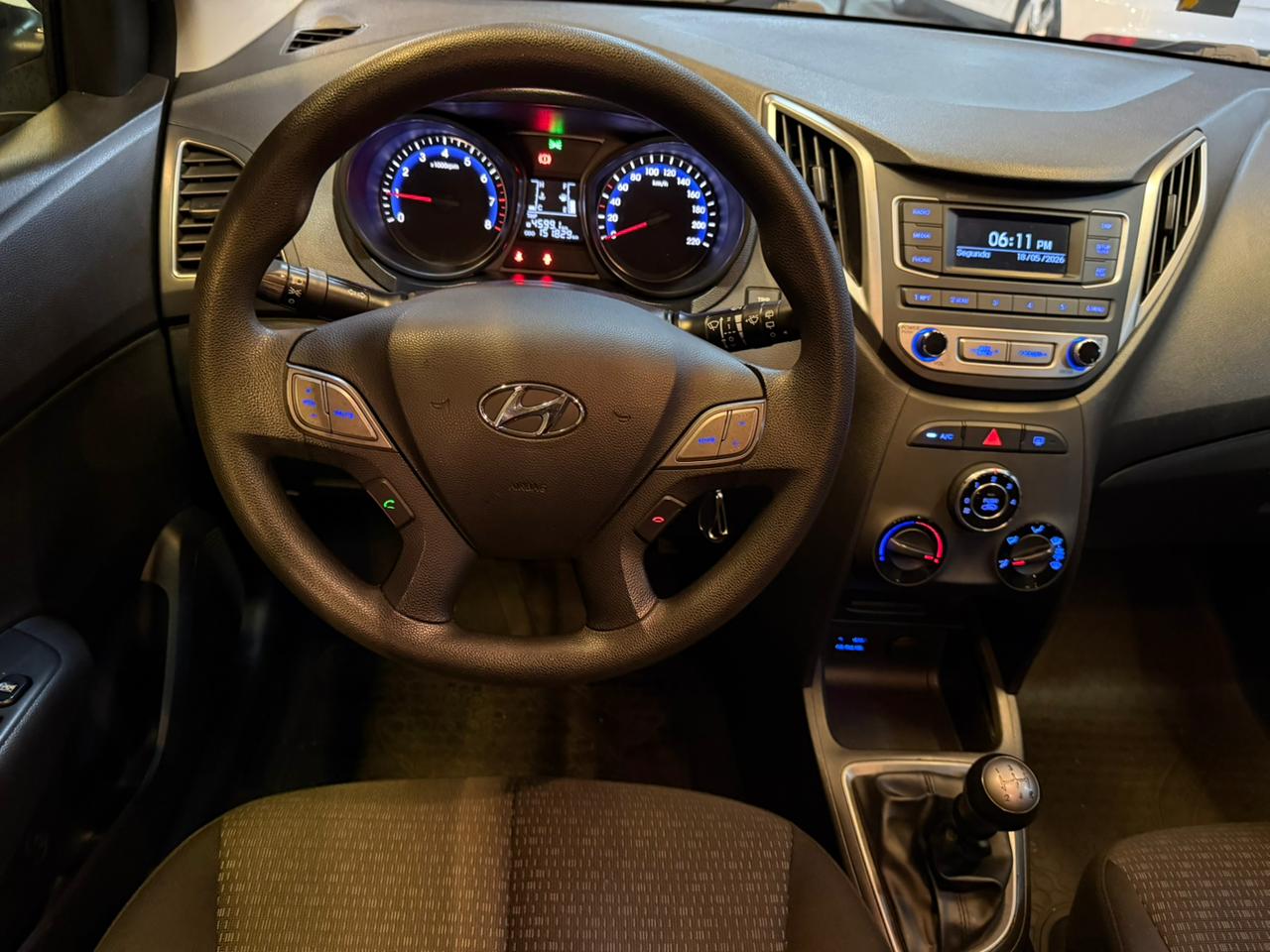 HYUNDAI HB20 1.0 CONFORT PLUS FLEX 2018-BRANCO (8)