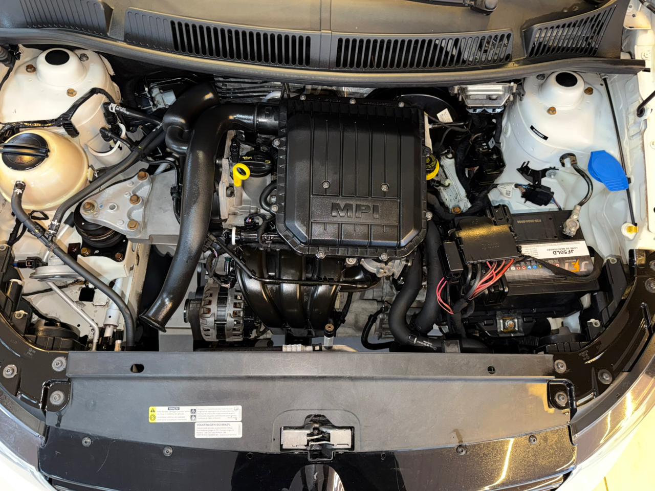 VOLKSWAGEN NOVO FOX BM MC FLEX 1.0 2016-BRANCO (10)