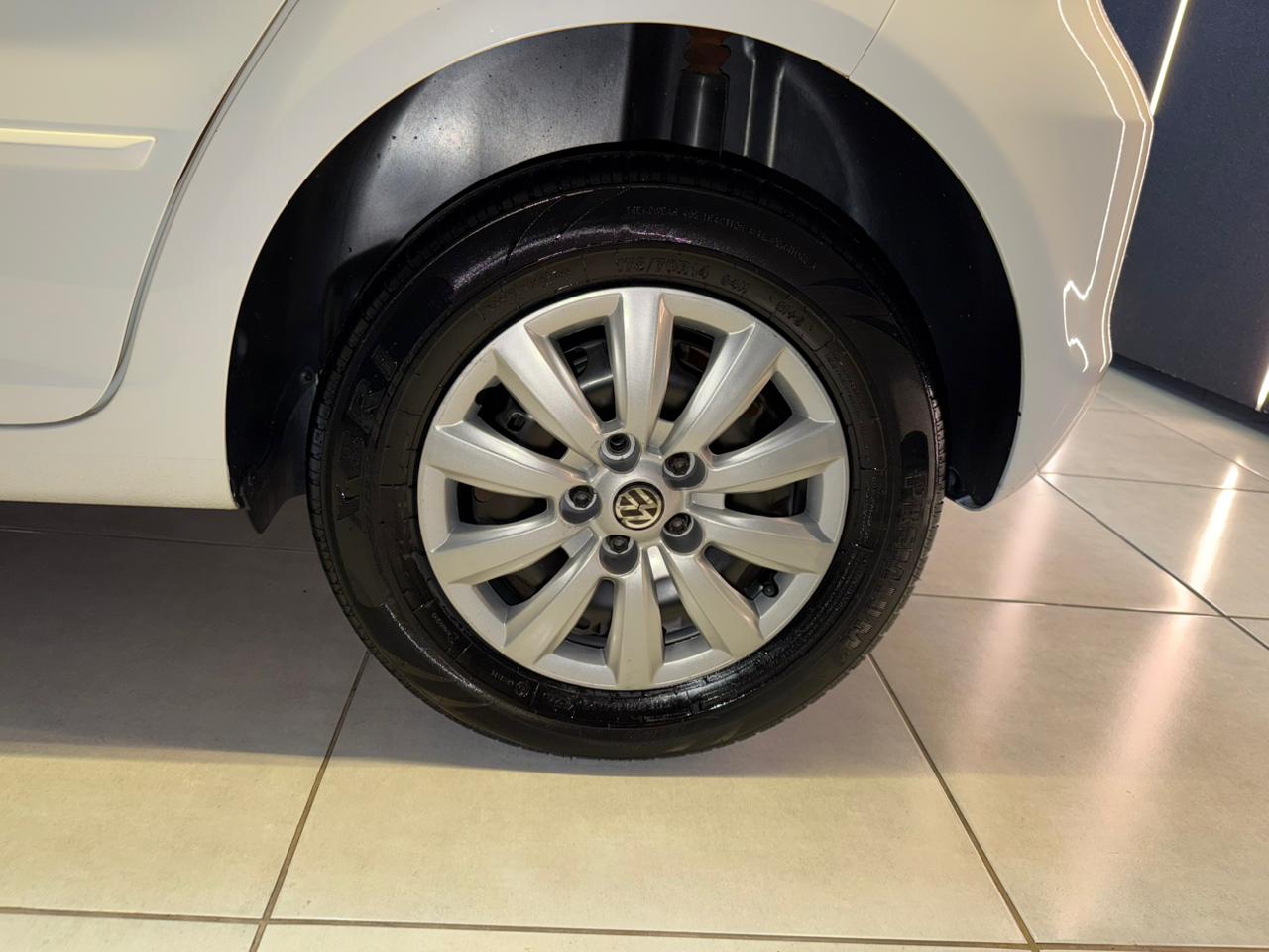 VOLKSWAGEN NOVO FOX BM MC FLEX 1.0 2016-BRANCO (9)