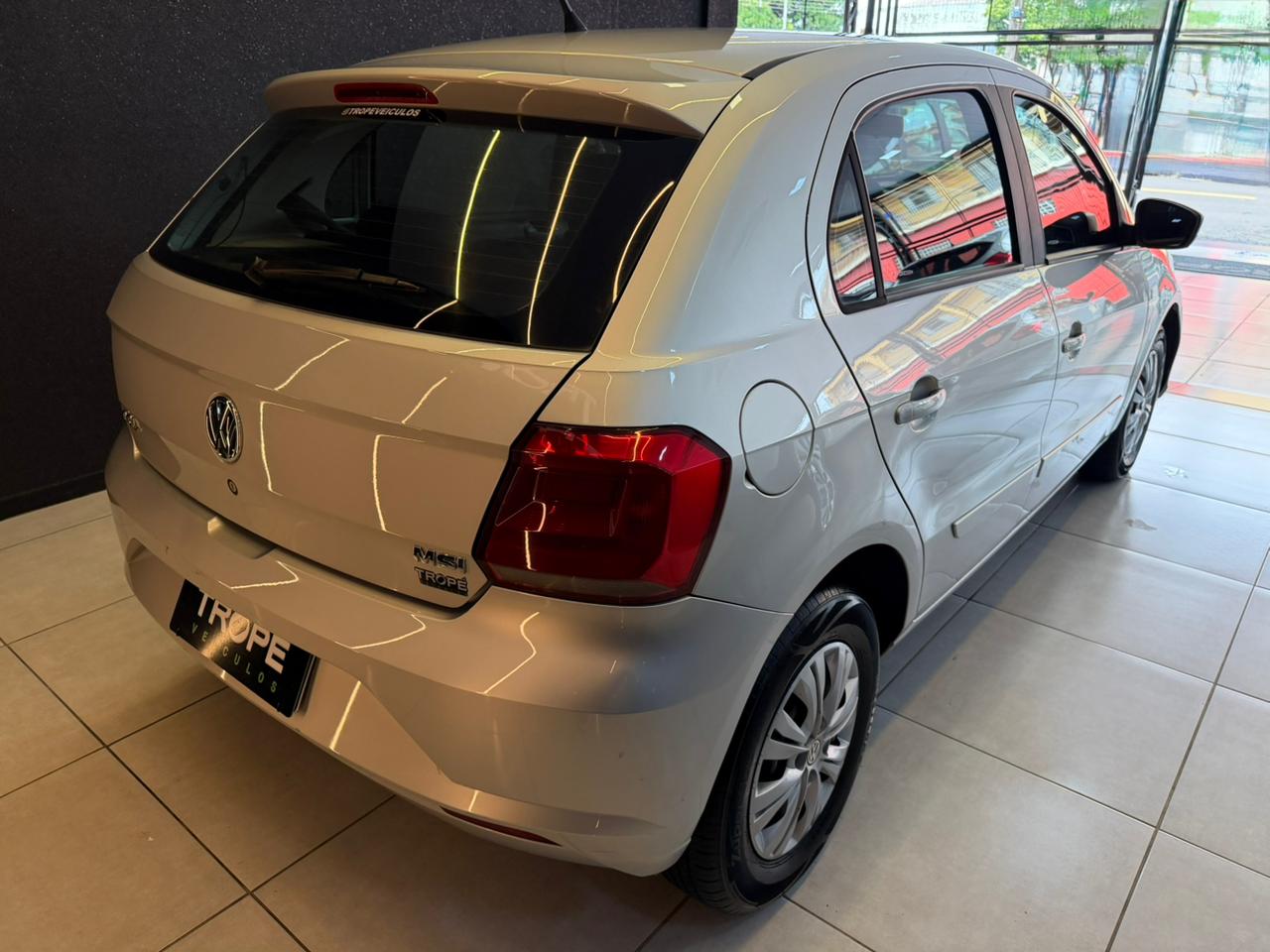 VOLKSWAGEN NOVO GOL TL MBV FLEX 2017-PRATA (9)