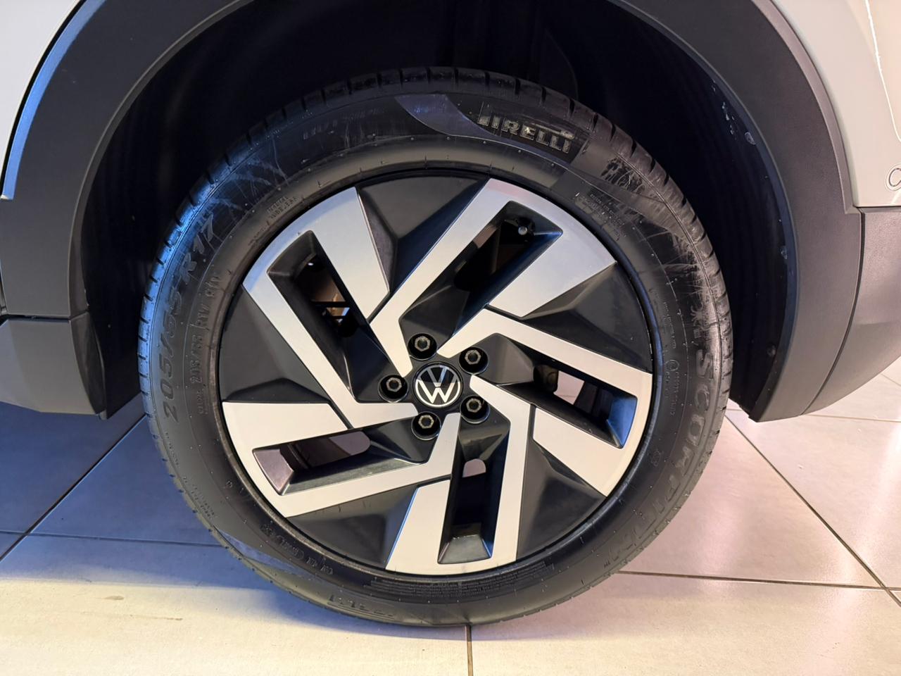VOLKSWAGEN T CROSS HL TSI FLEX 2025-BRANCO (10)