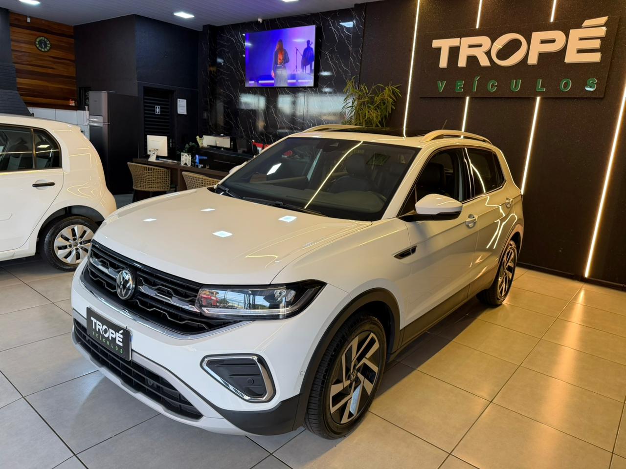 VOLKSWAGEN T CROSS HL TSI FLEX 2025-BRANCO (2)