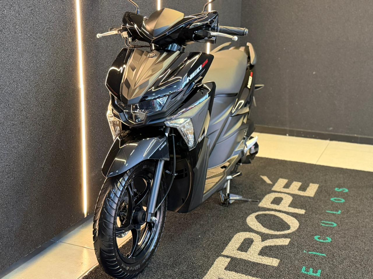 YAMAHA NEO 125 2022-PRETO (11)