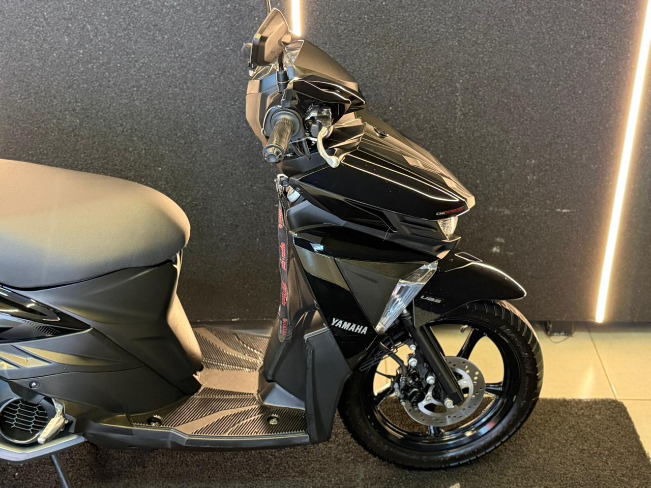 YAMAHA NEO 125 2022-PRETO (3)