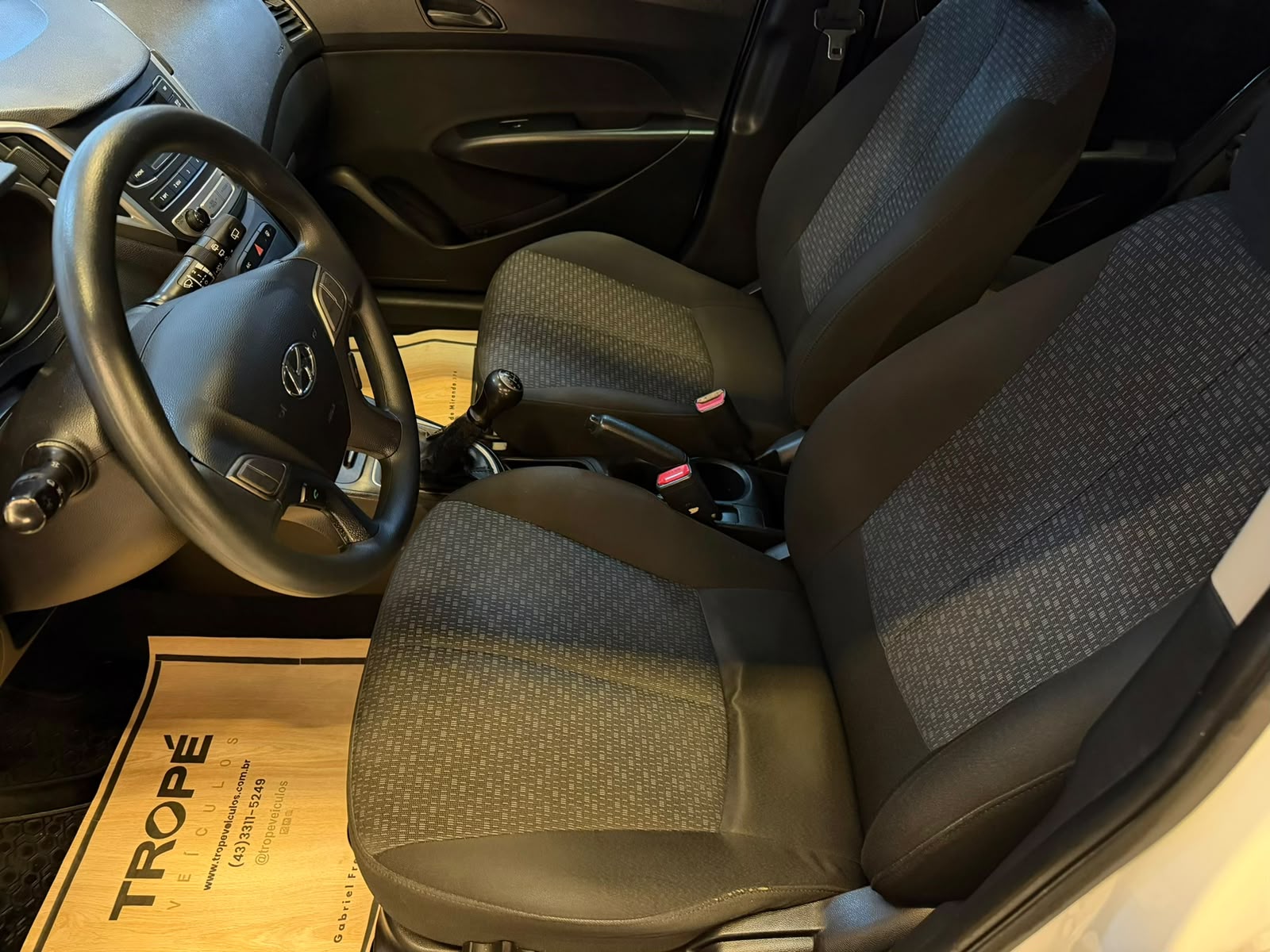 HYUNDAI HB20 1.0 COMFORT STYLE 12V FLEX 4P MANUAL 2017-BRANCO (4)