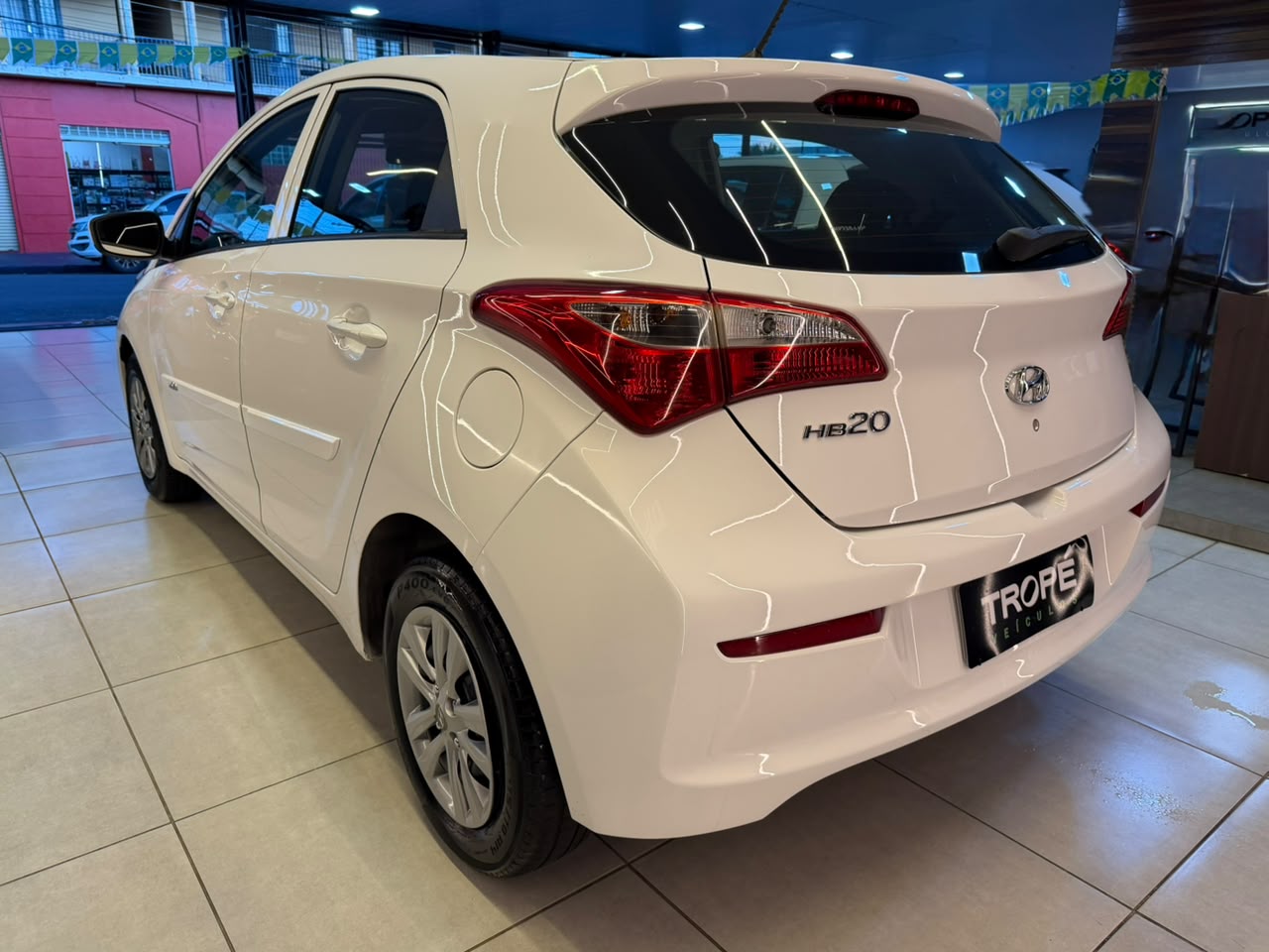 HYUNDAI HB20 1.0 COMFORT STYLE 12V FLEX 4P MANUAL 2017-BRANCO (5)