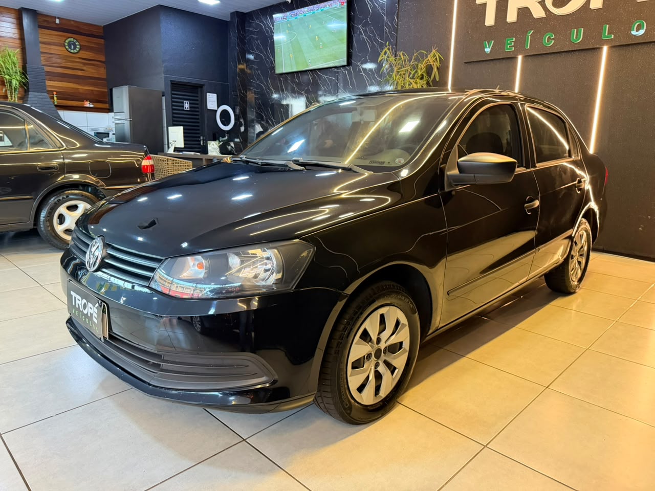 VOLKSWAGEN VOYAGE CITY MA 1.0 FLEX 2015-PRETO (4)