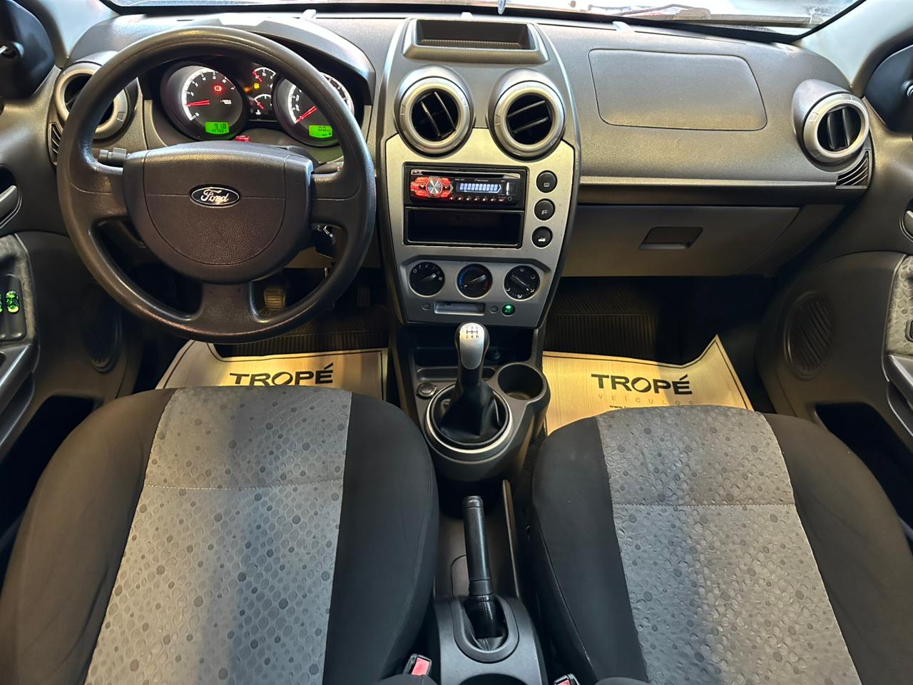 FORD FIESTA 1.6 FLEX - Imagem 6