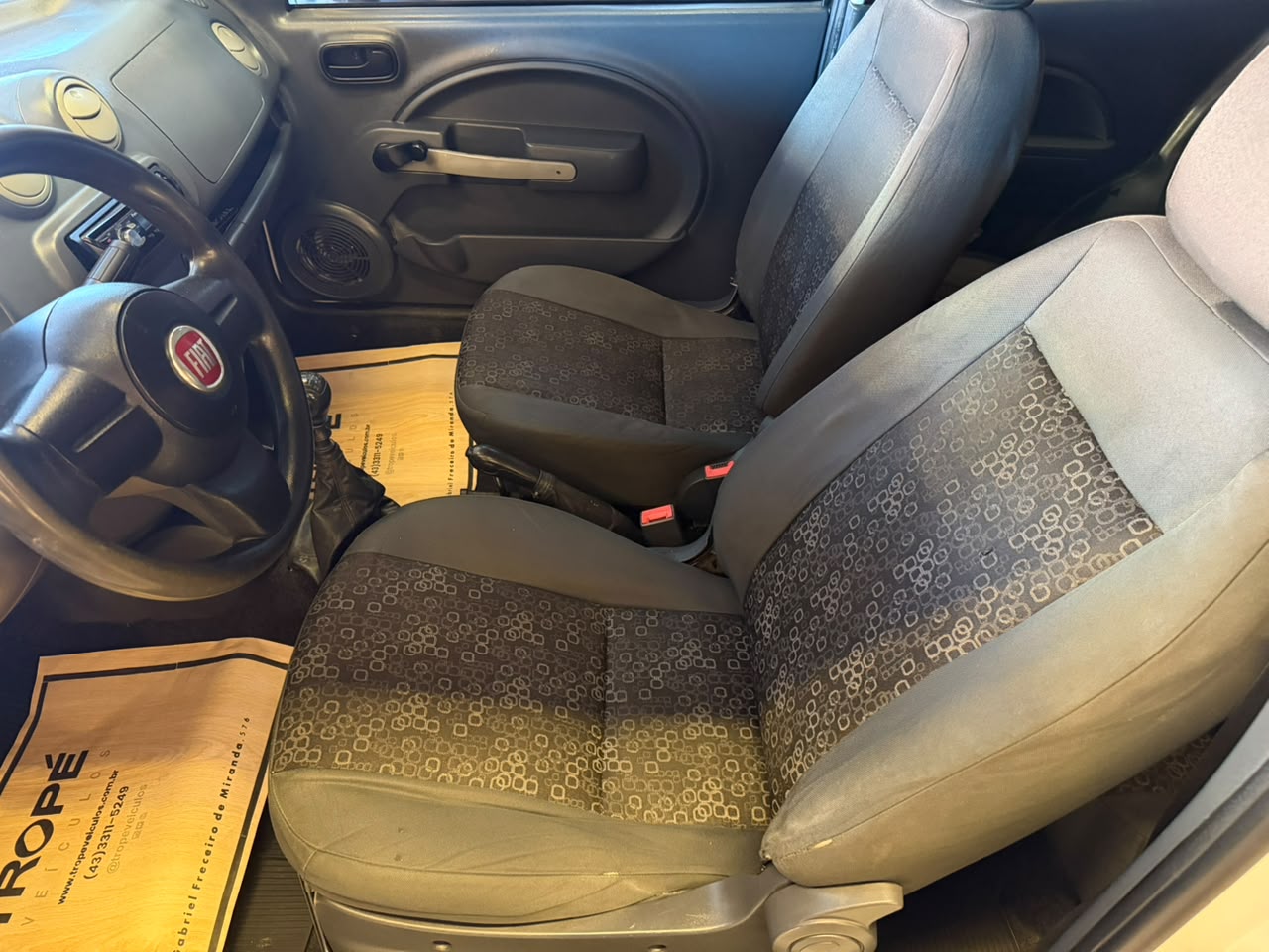 FIAT UNO VIVACE 1.0 FLEX - Imagem 8