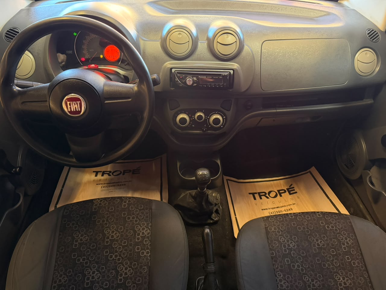 FIAT UNO VIVACE 1.0 FLEX - Imagem 6