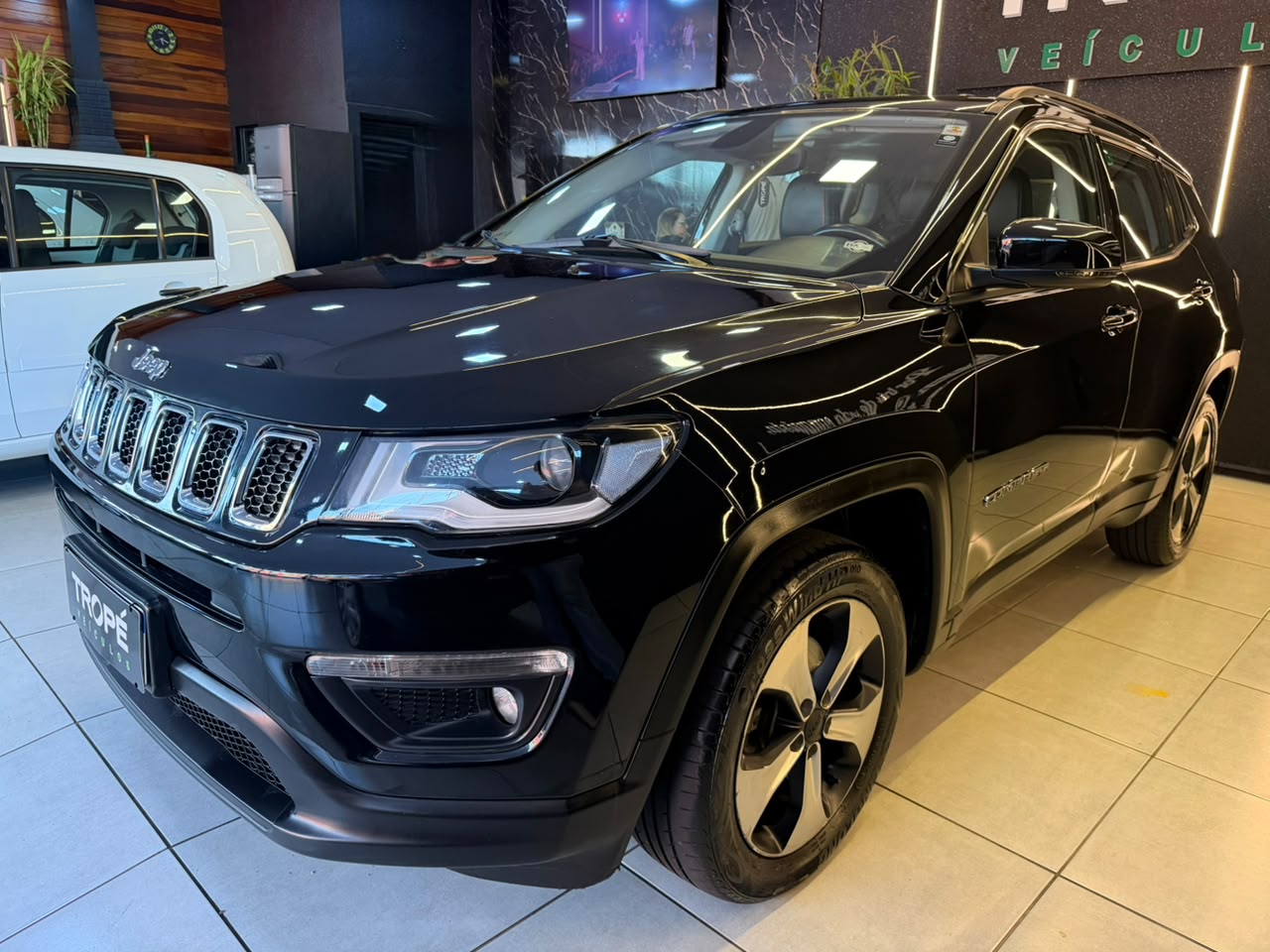 JEEP COMPASS LONGITUDE FLEX - Imagem 3