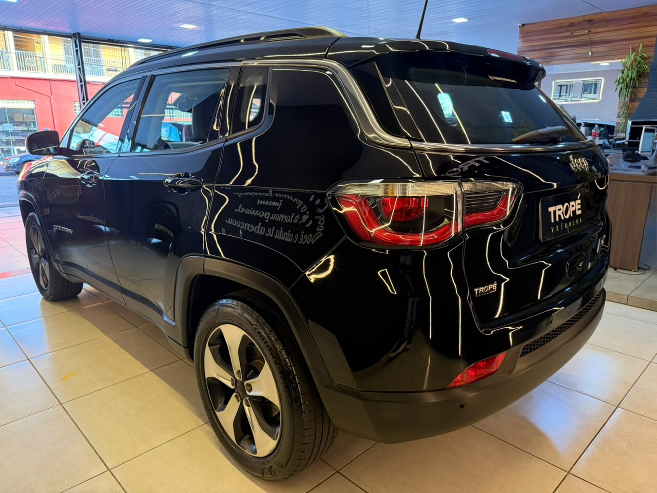 JEEP COMPASS LONGITUDE FLEX - Imagem 4