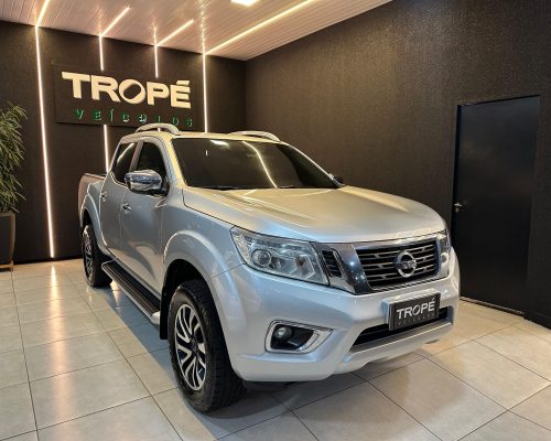NISSAN FRONTIER XE X4 DIESEL 2019-PRATA (1)